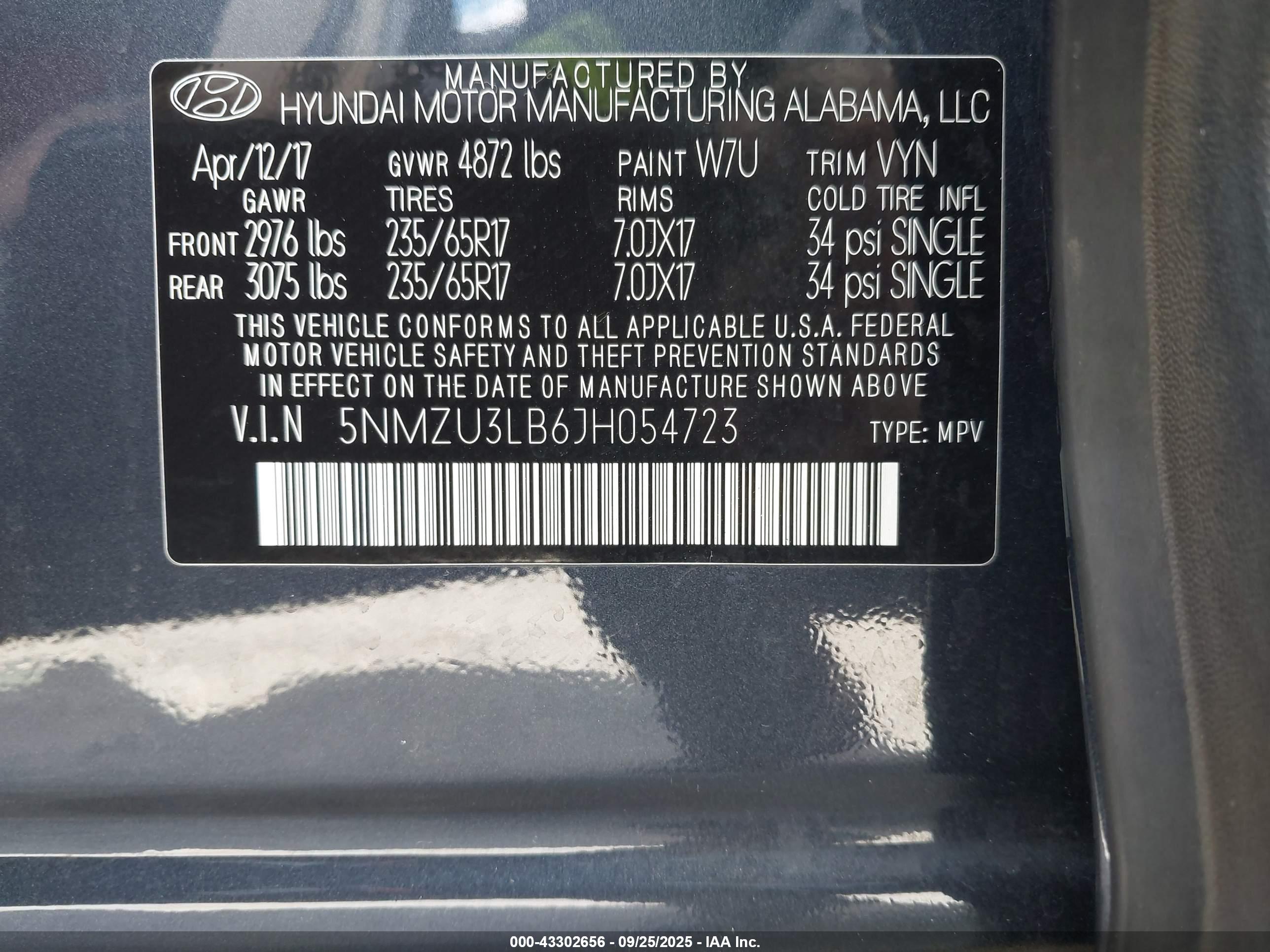 HYUNDAI SANTA image 9
