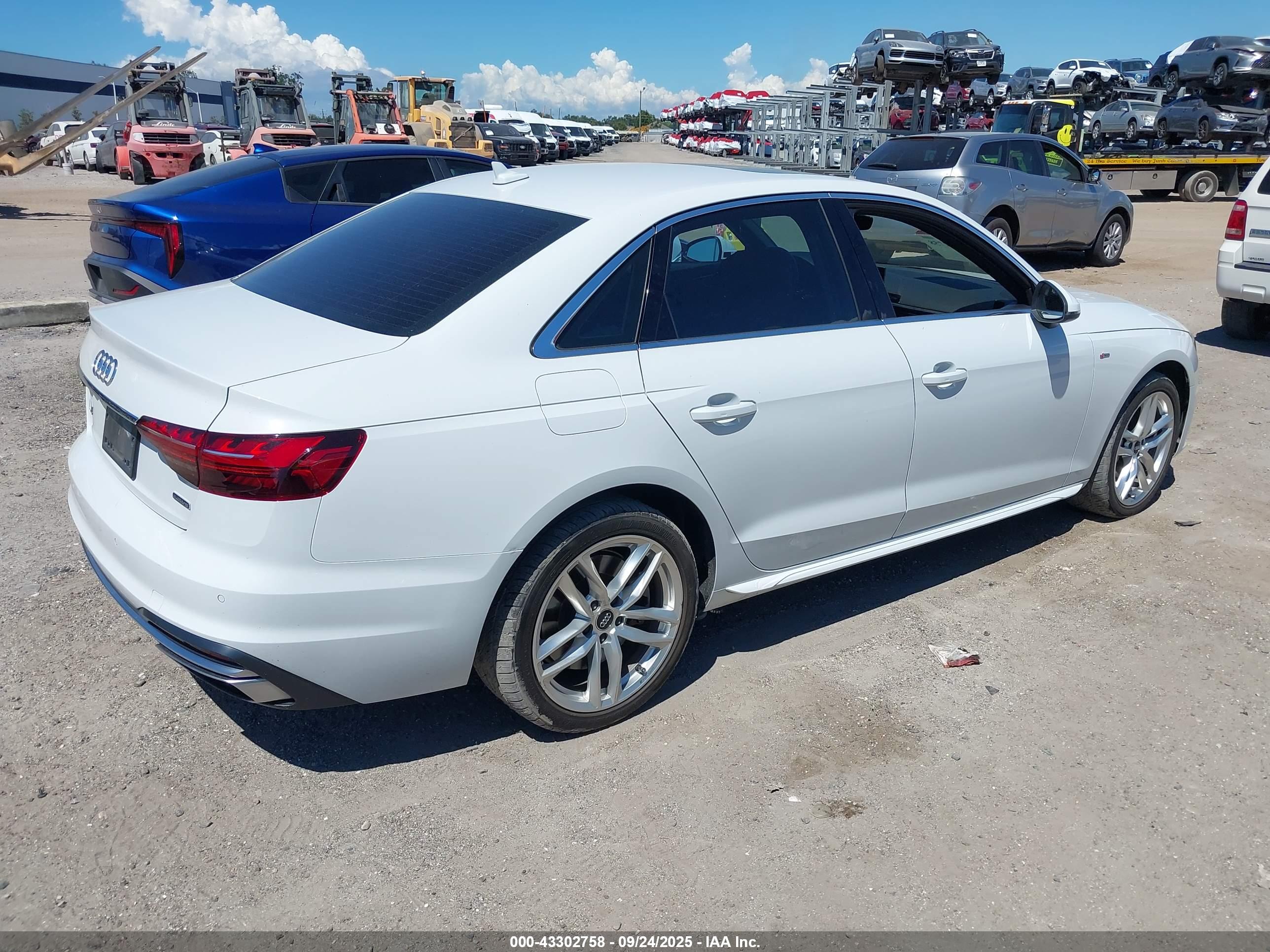 AUDI A4 image 4