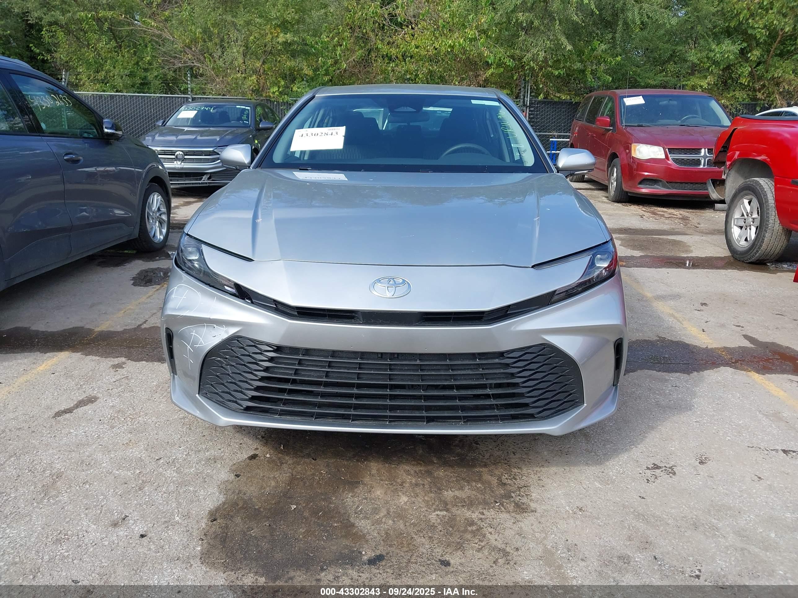 TOYOTA CAMRY image 6