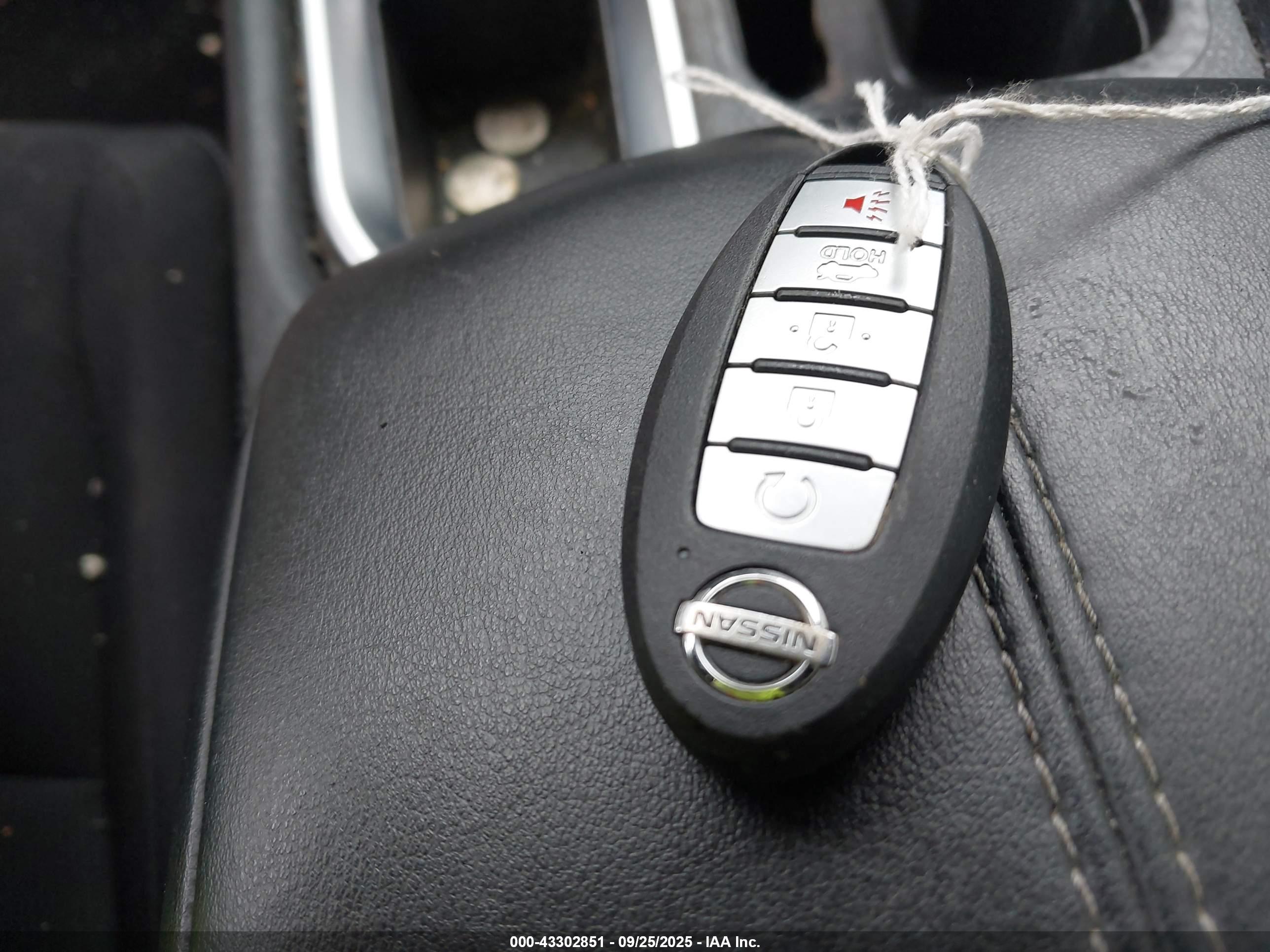 NISSAN SENTRA image 11