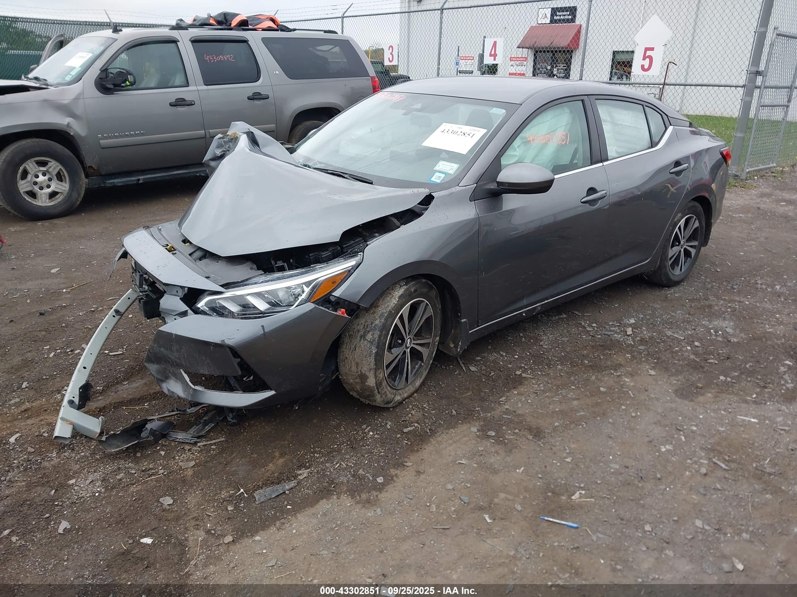 NISSAN SENTRA image 2