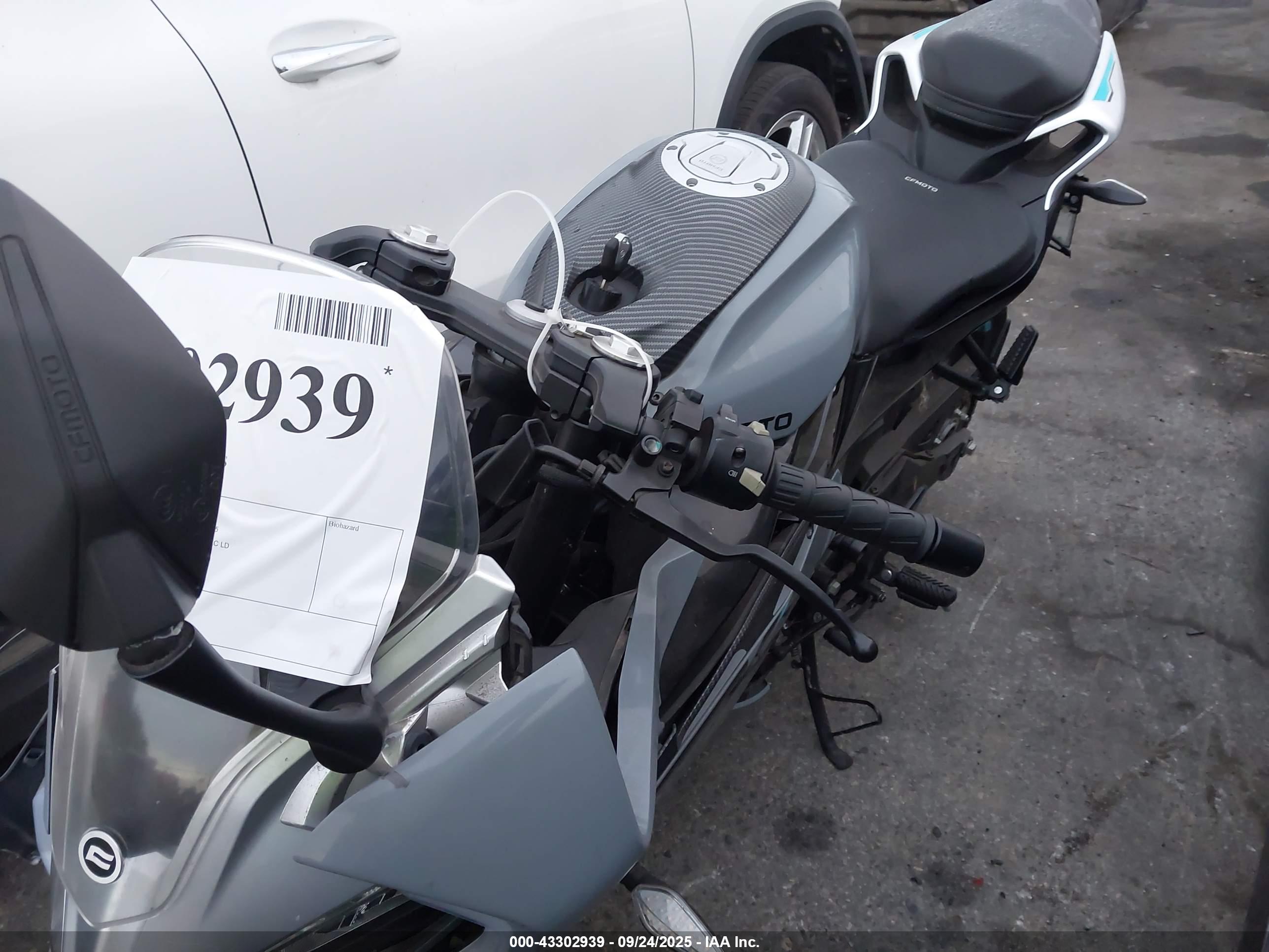 CF MOTO image 2