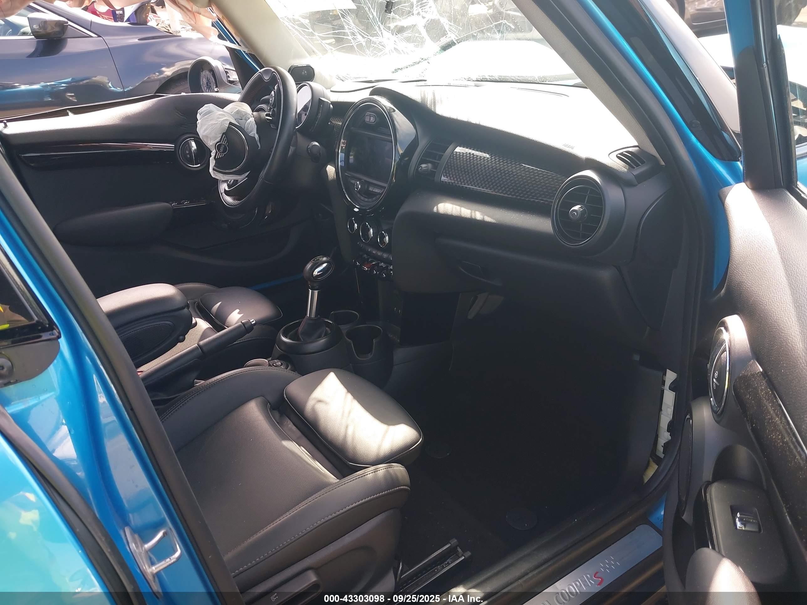 MINI HARDTOP image 5