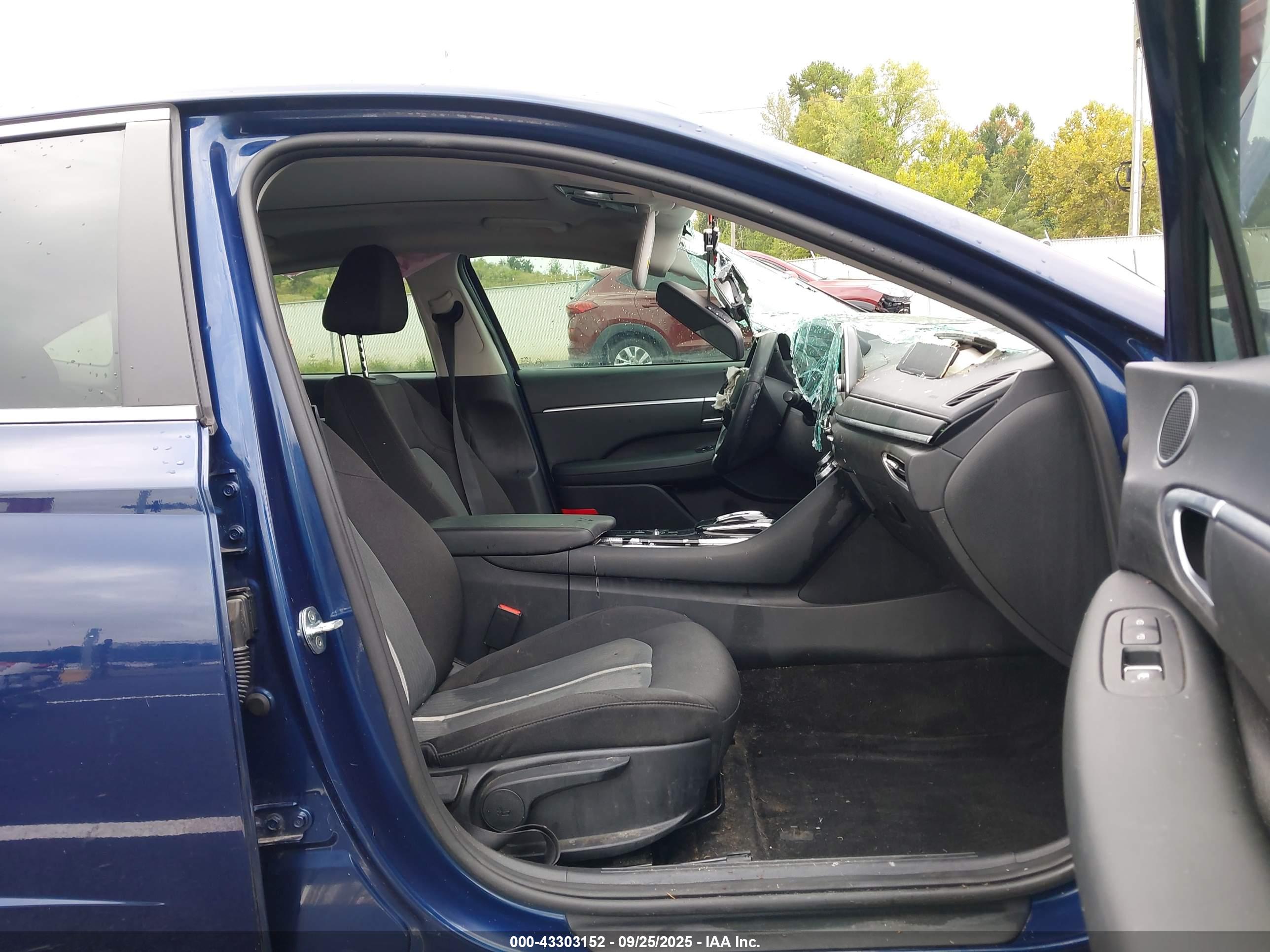 HYUNDAI SONATA image 5