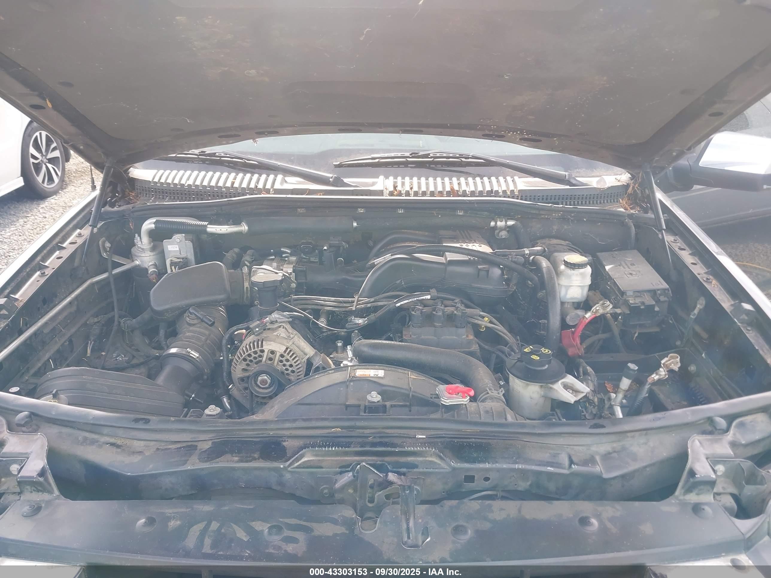 FORD EXPLORER image 10