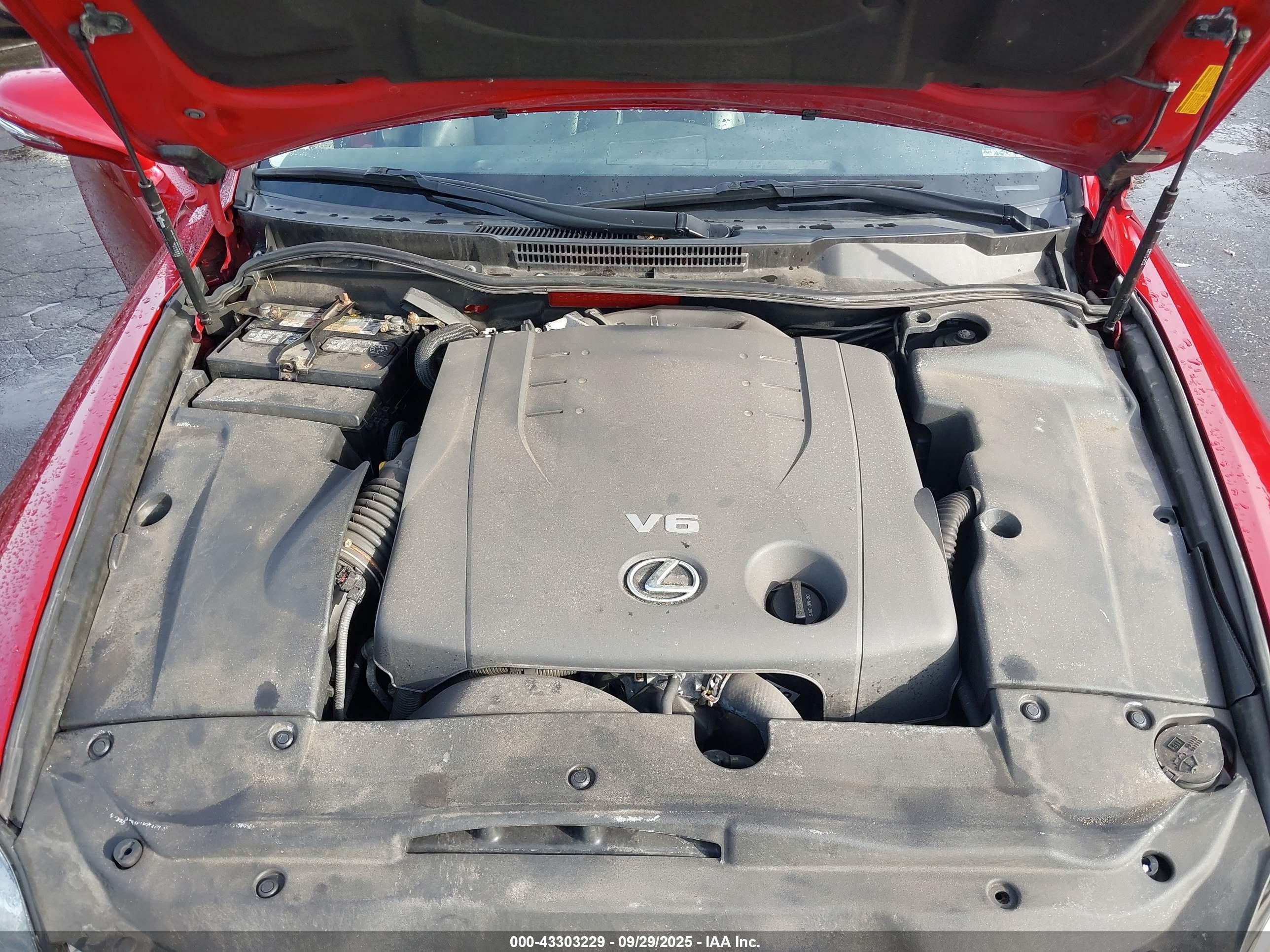 LEXUS IS image 10