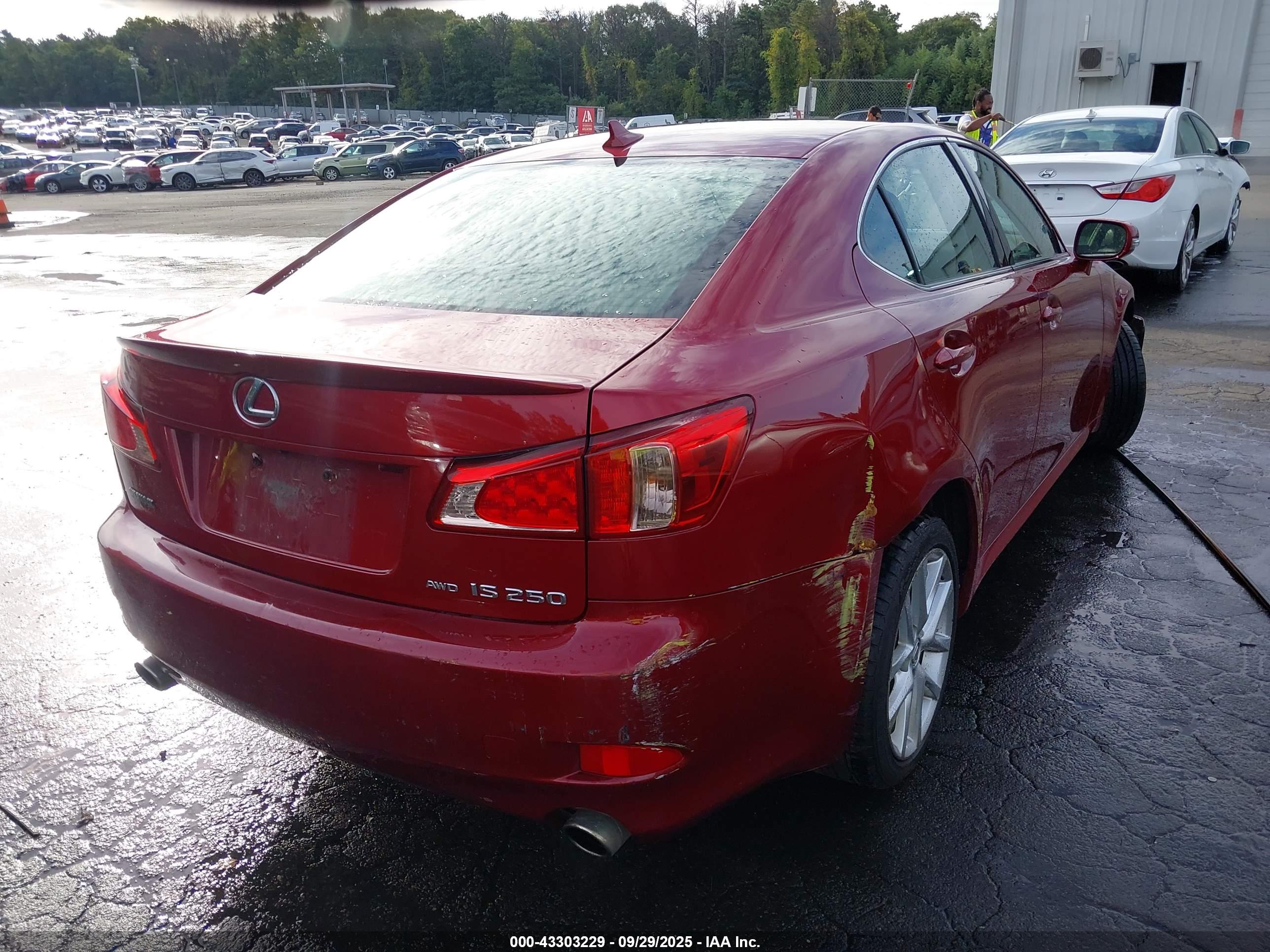 LEXUS IS image 4
