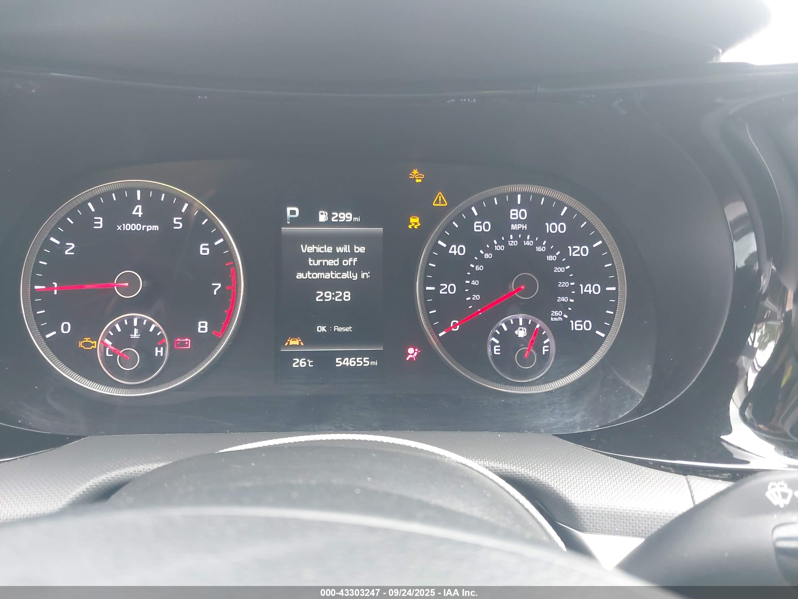 KIA K5 image 7