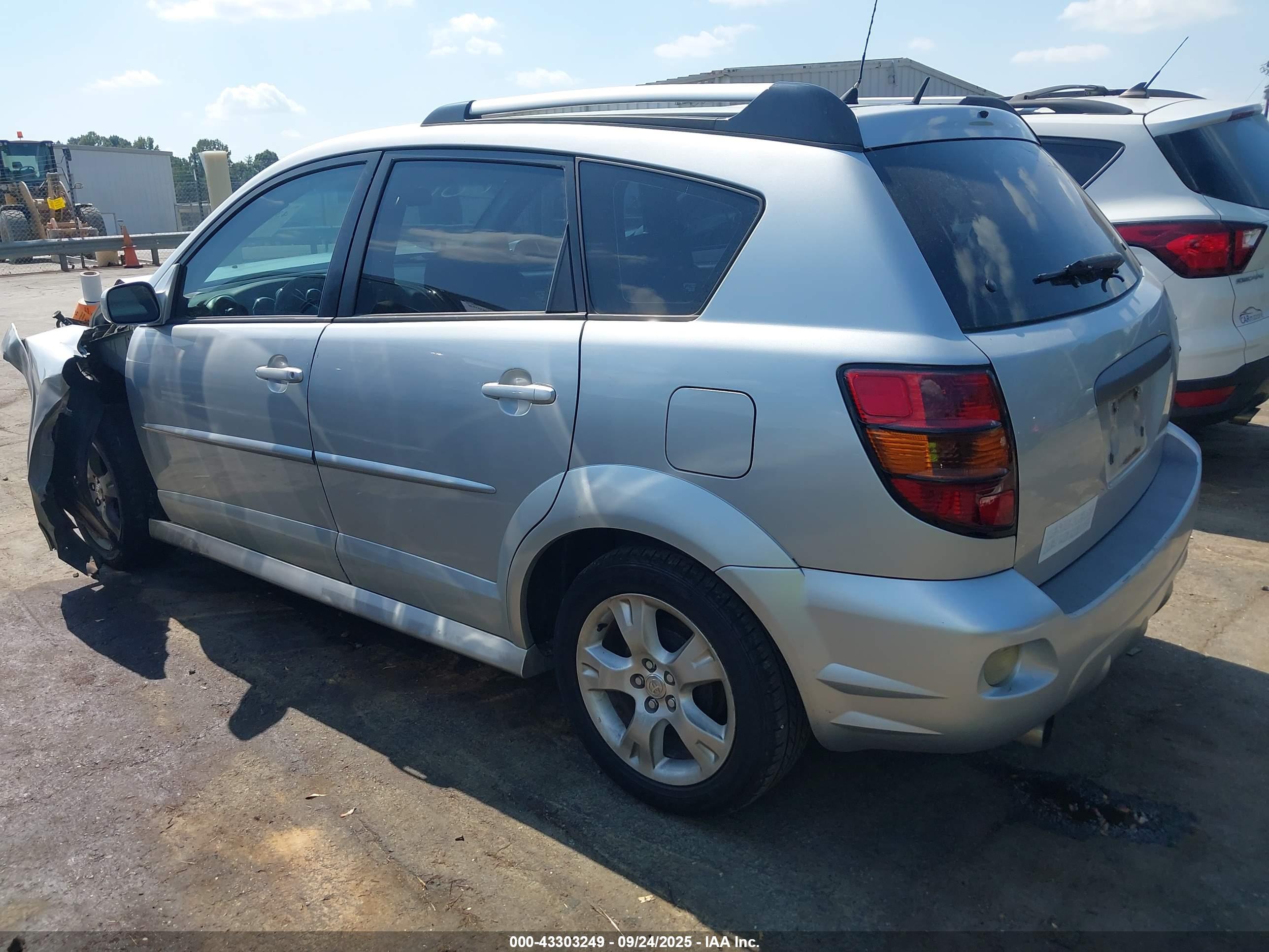 PONTIAC VIBE image 3