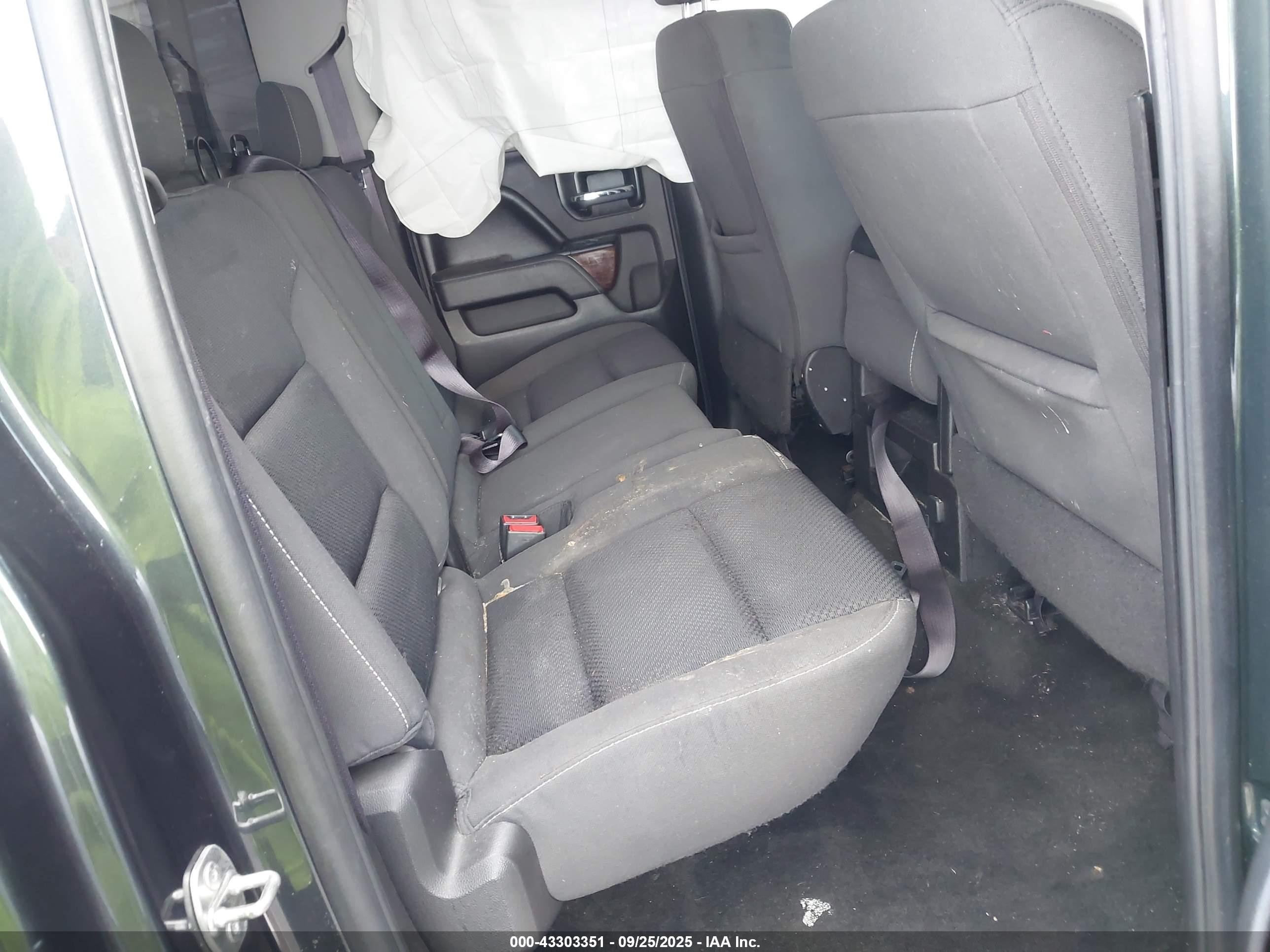 GMC SIERRA image 8