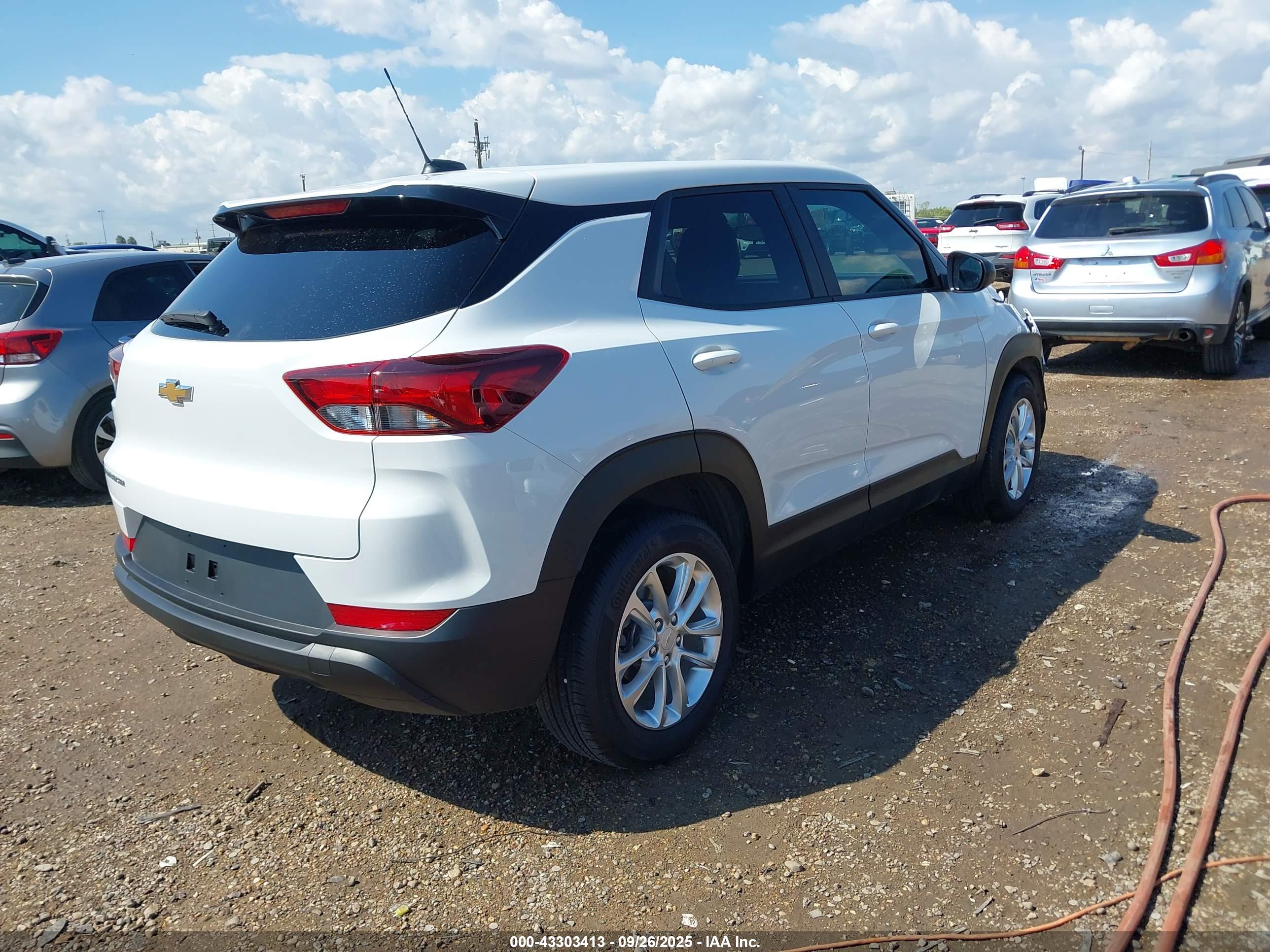 CHEVROLET TRAILBLAZER image 4