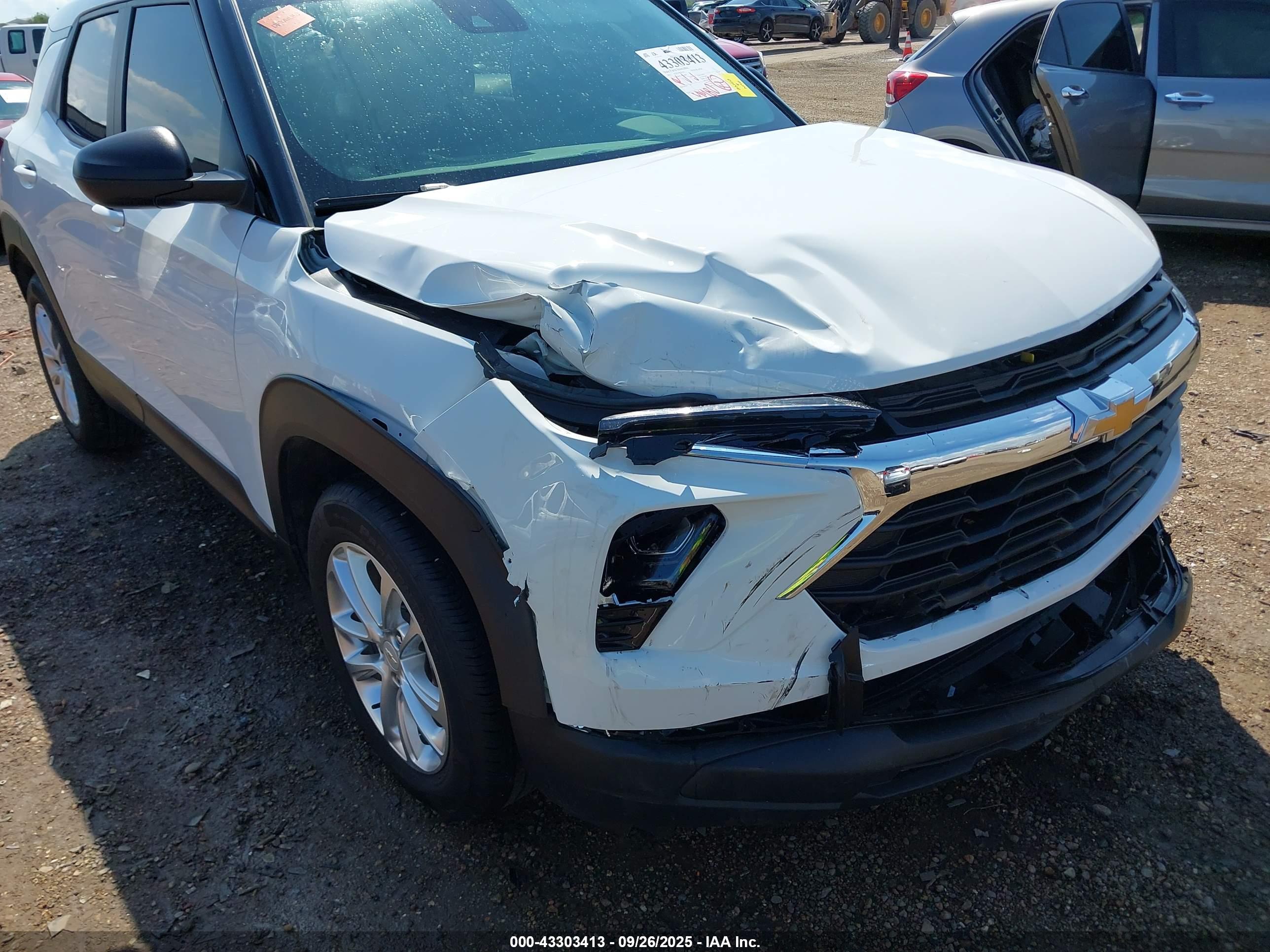 CHEVROLET TRAILBLAZER image 6