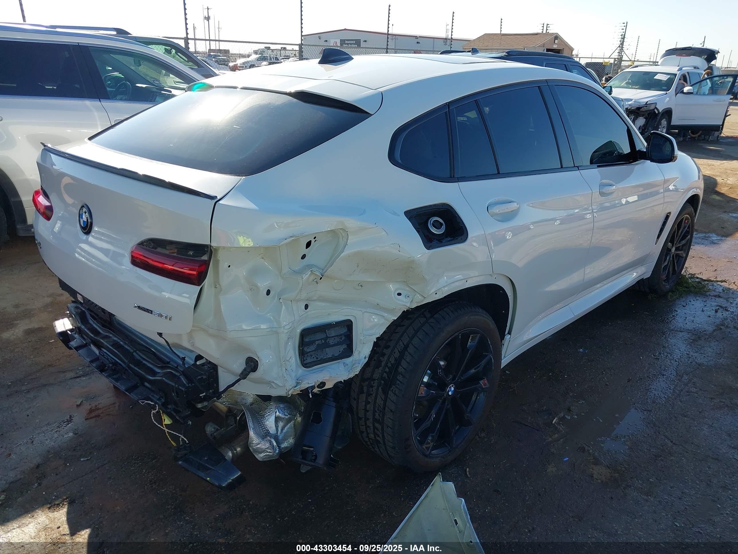 BMW X4 image 4