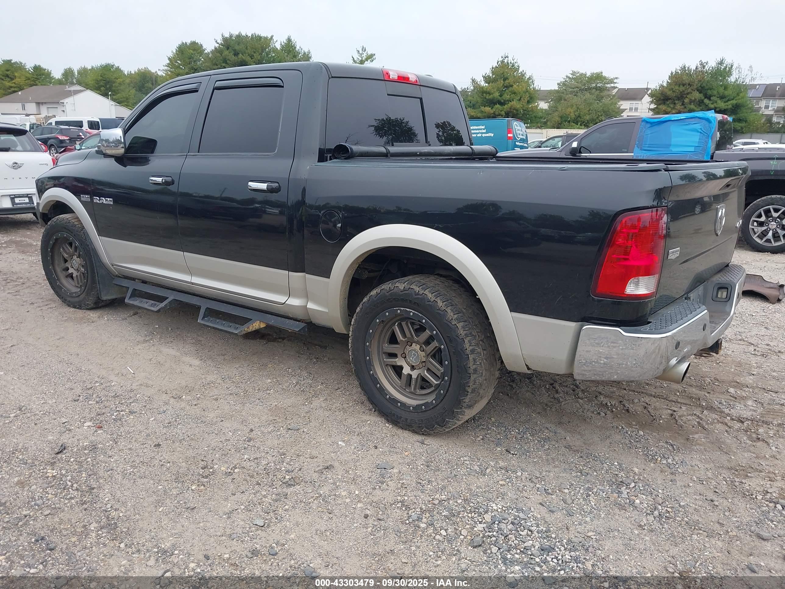 DODGE RAM image 3