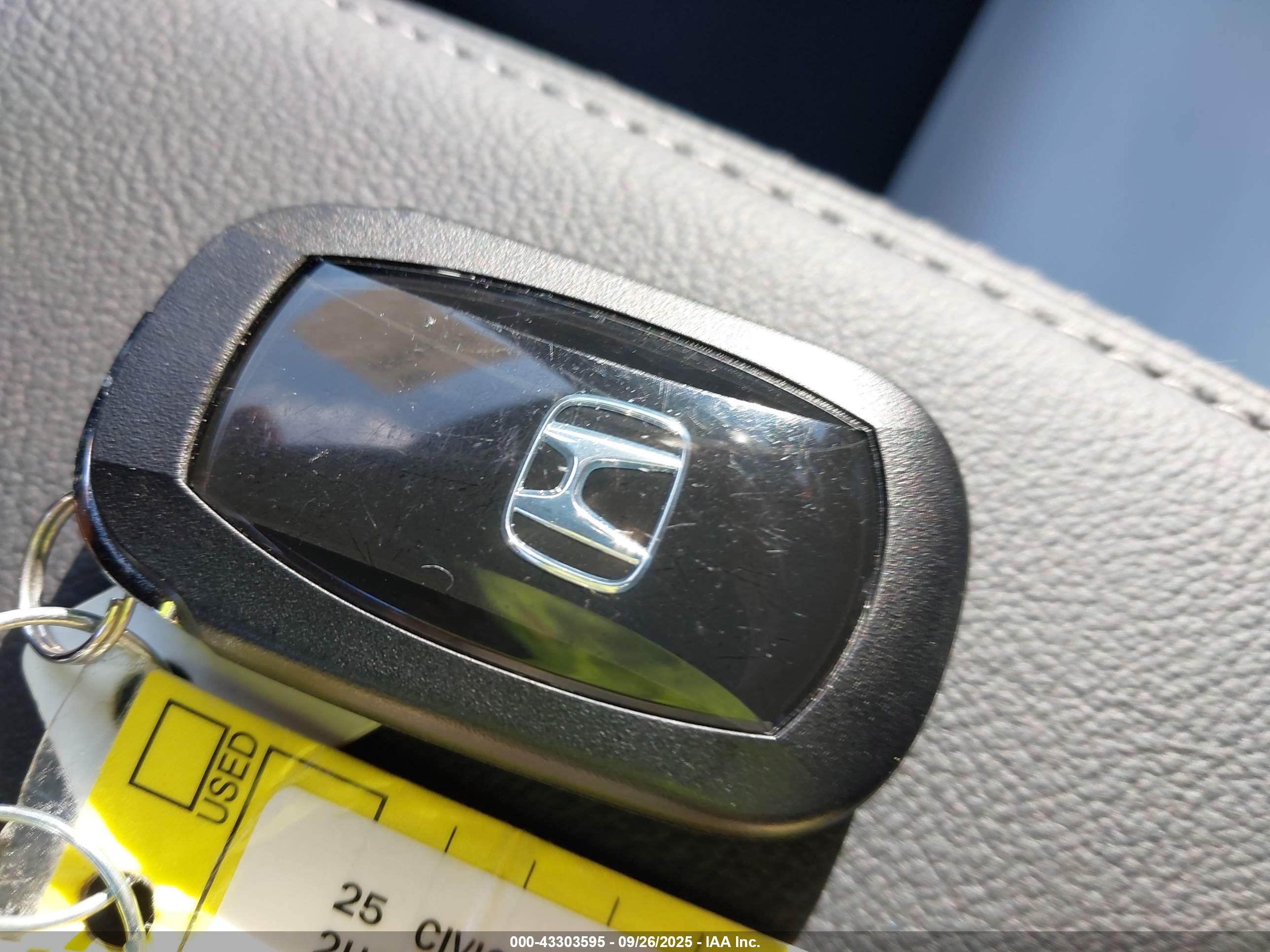 HONDA CIVIC image 11