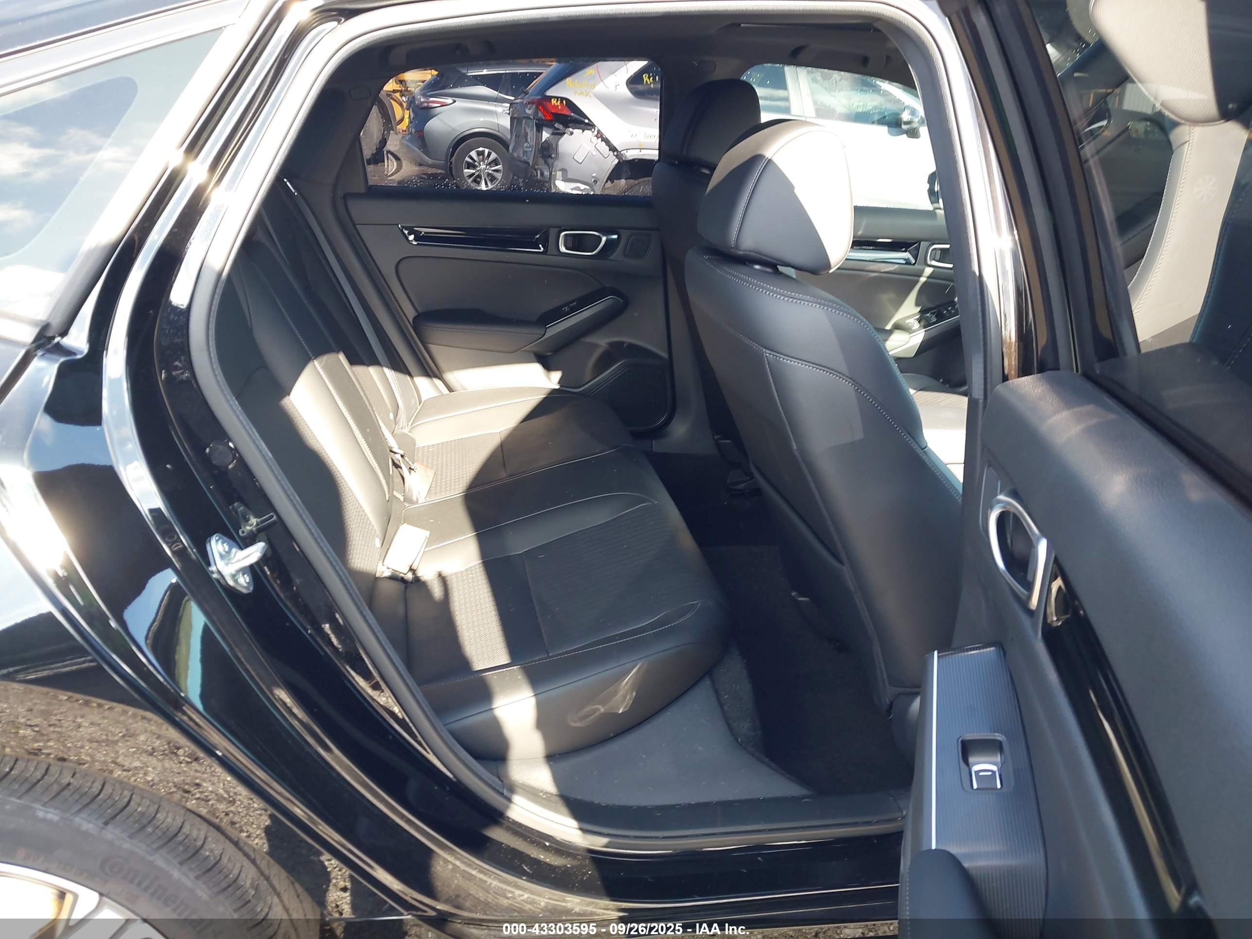 HONDA CIVIC image 8