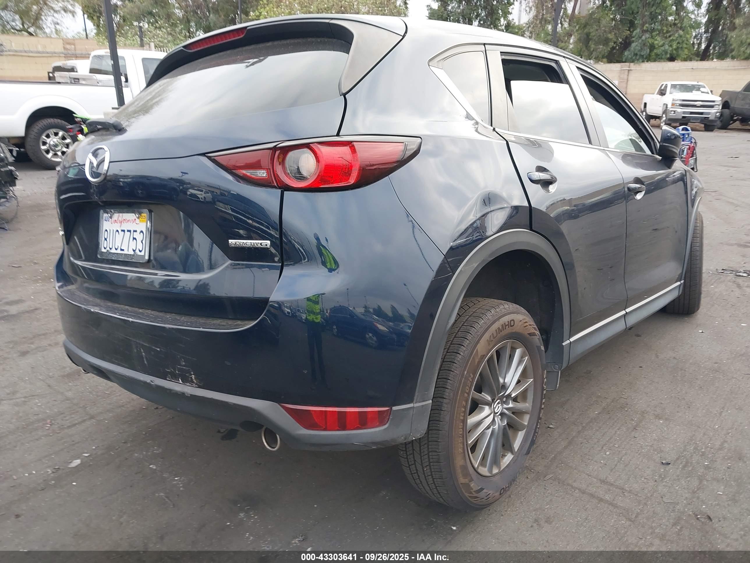 MAZDA CX-5 image 4