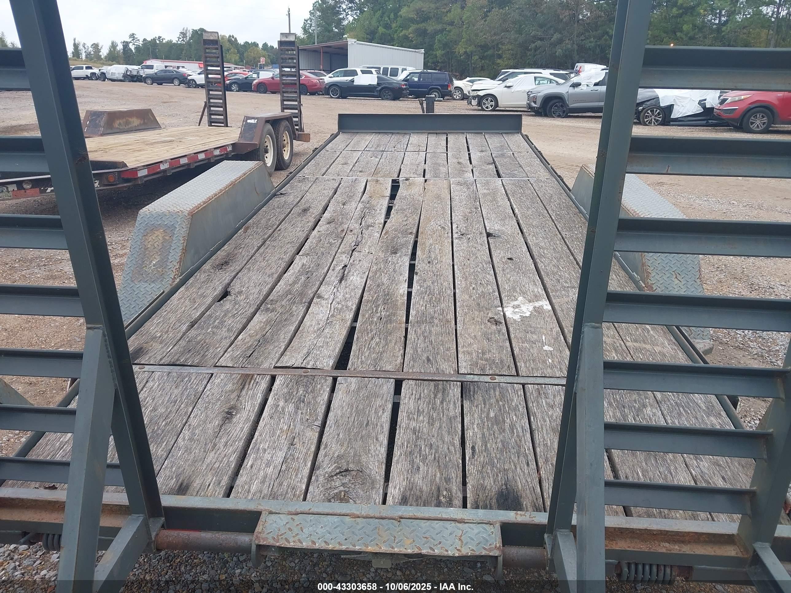ECONOLINE TRAILERS image 8
