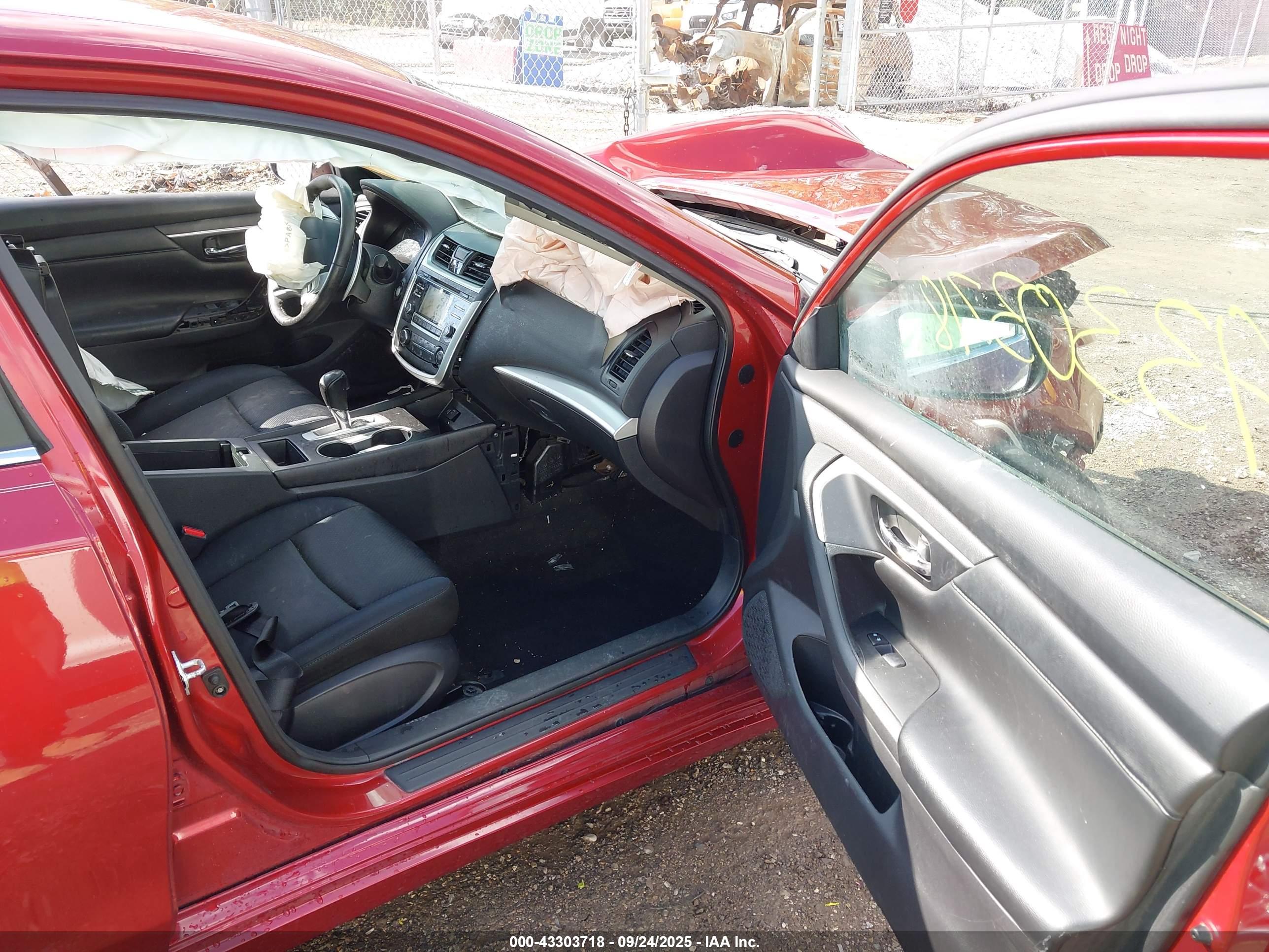 NISSAN ALTIMA image 5