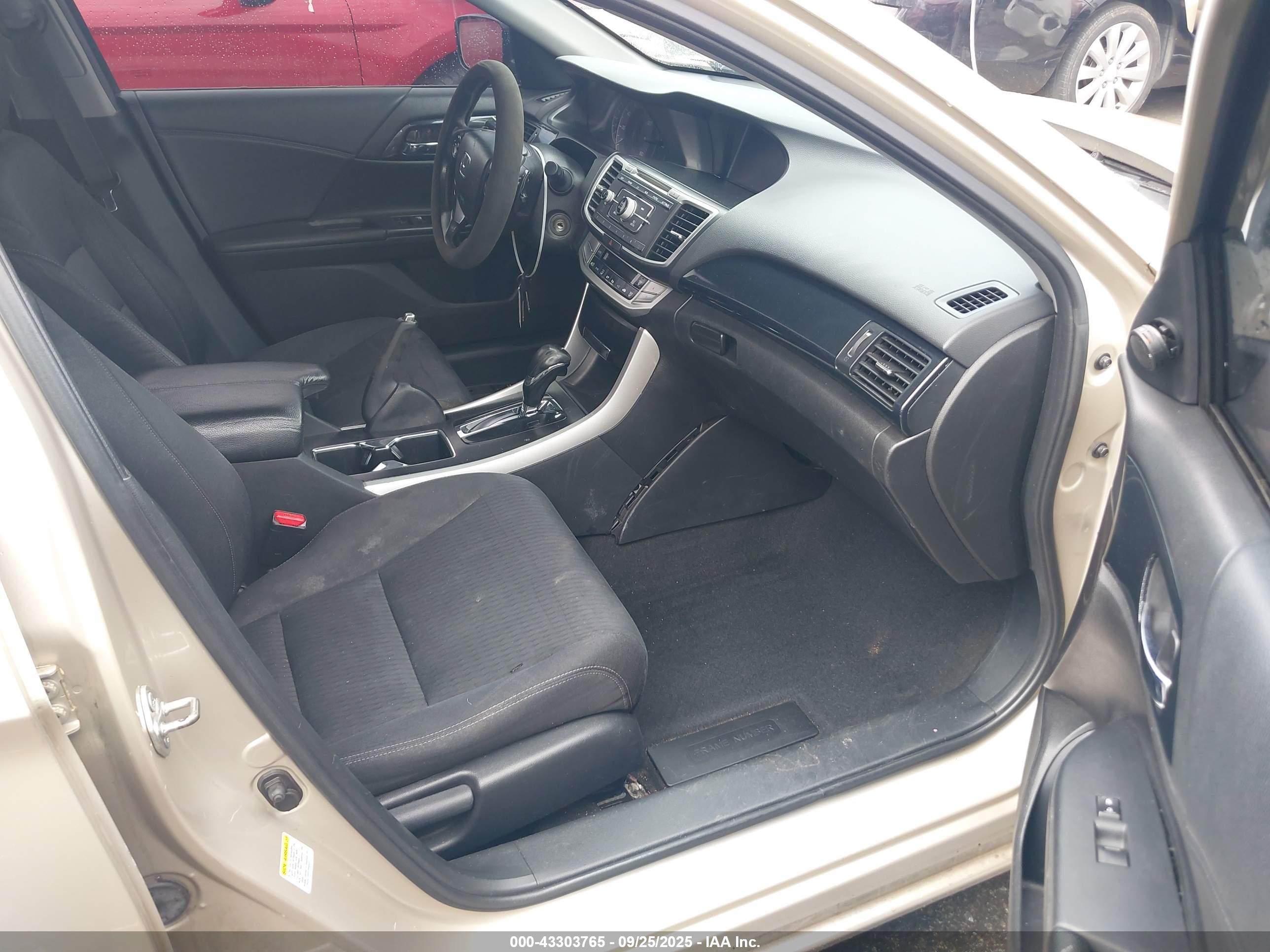 HONDA ACCORD image 5