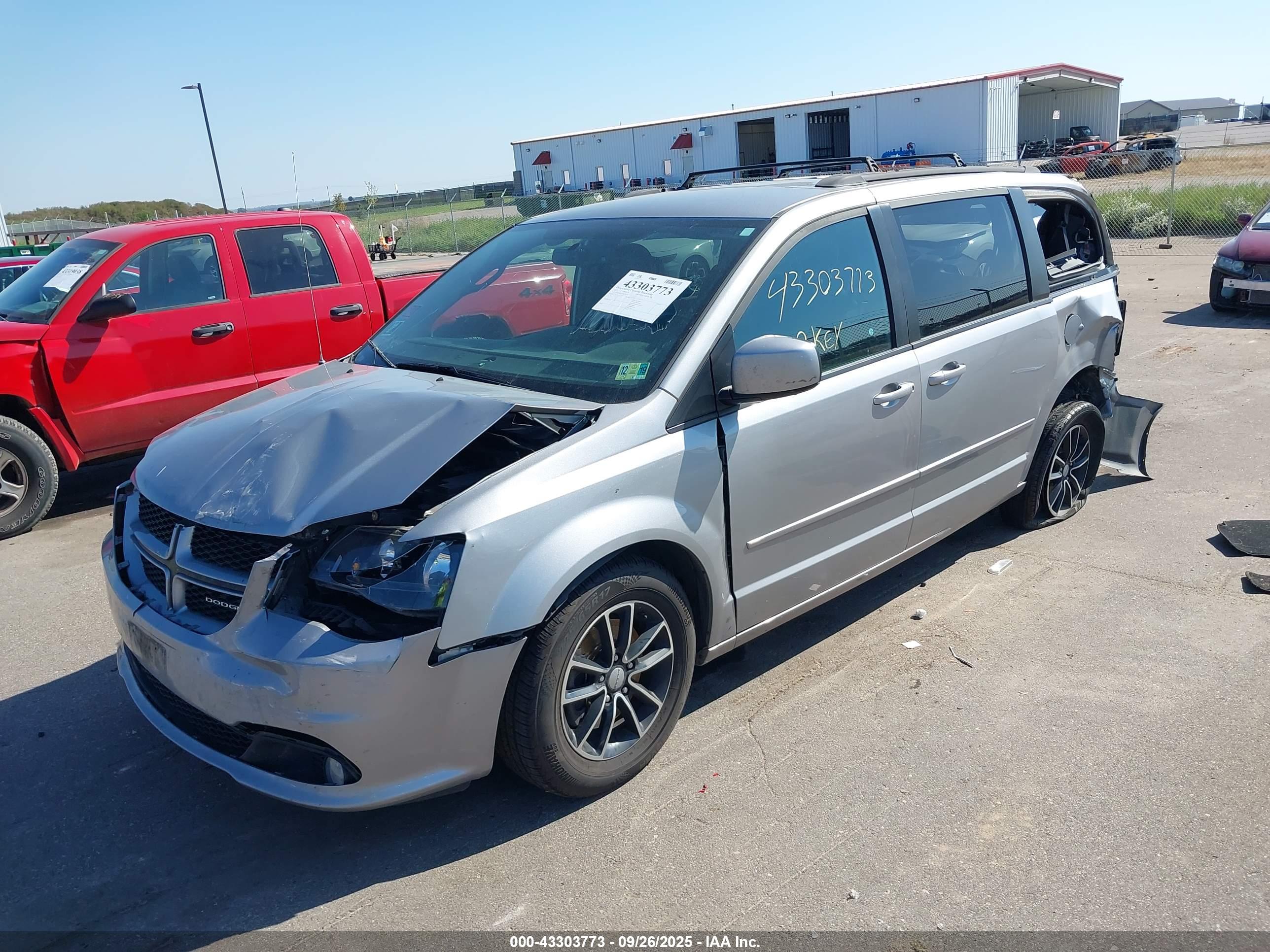 DODGE GRAND image 2