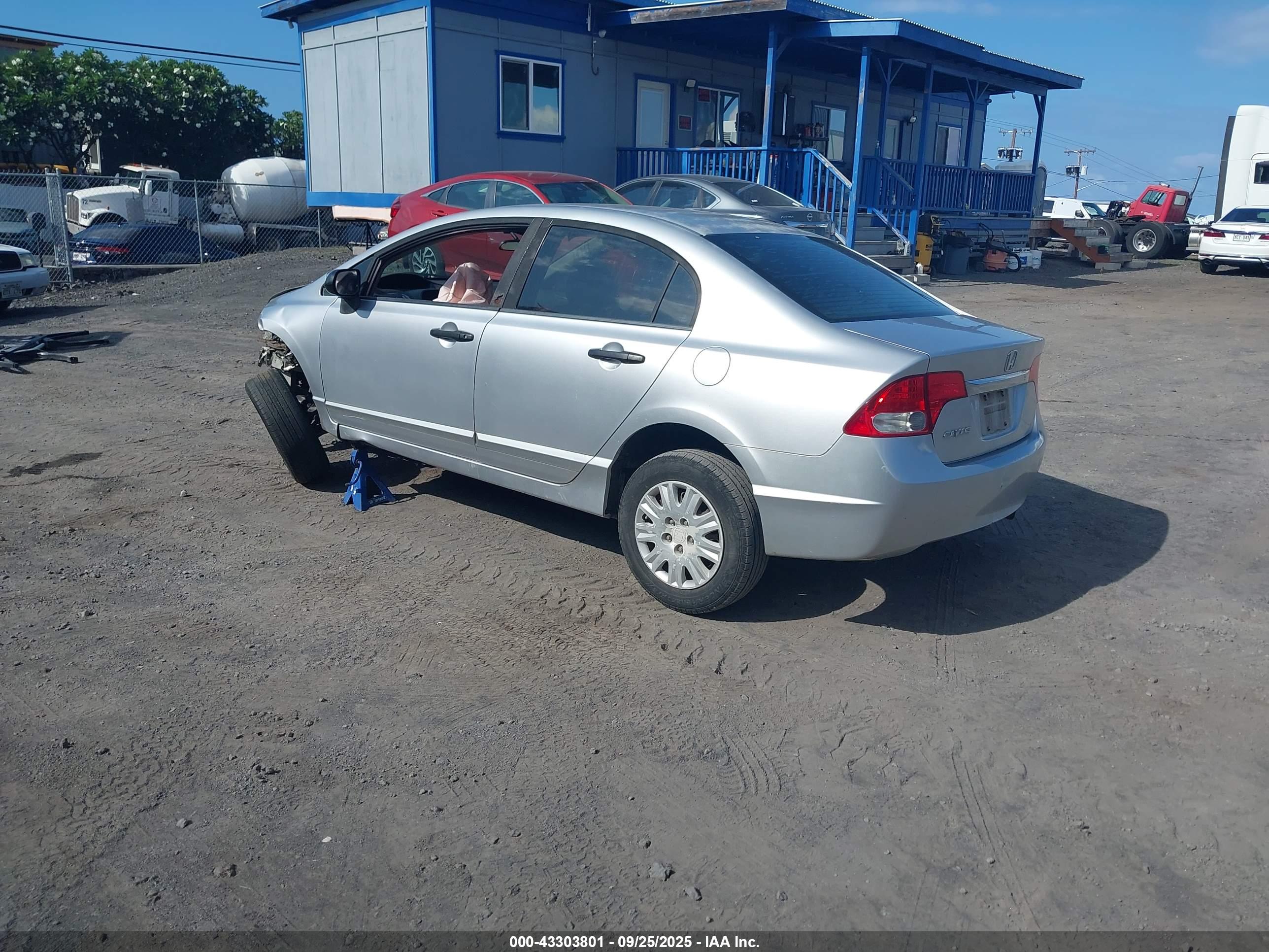 HONDA CIVIC image 3
