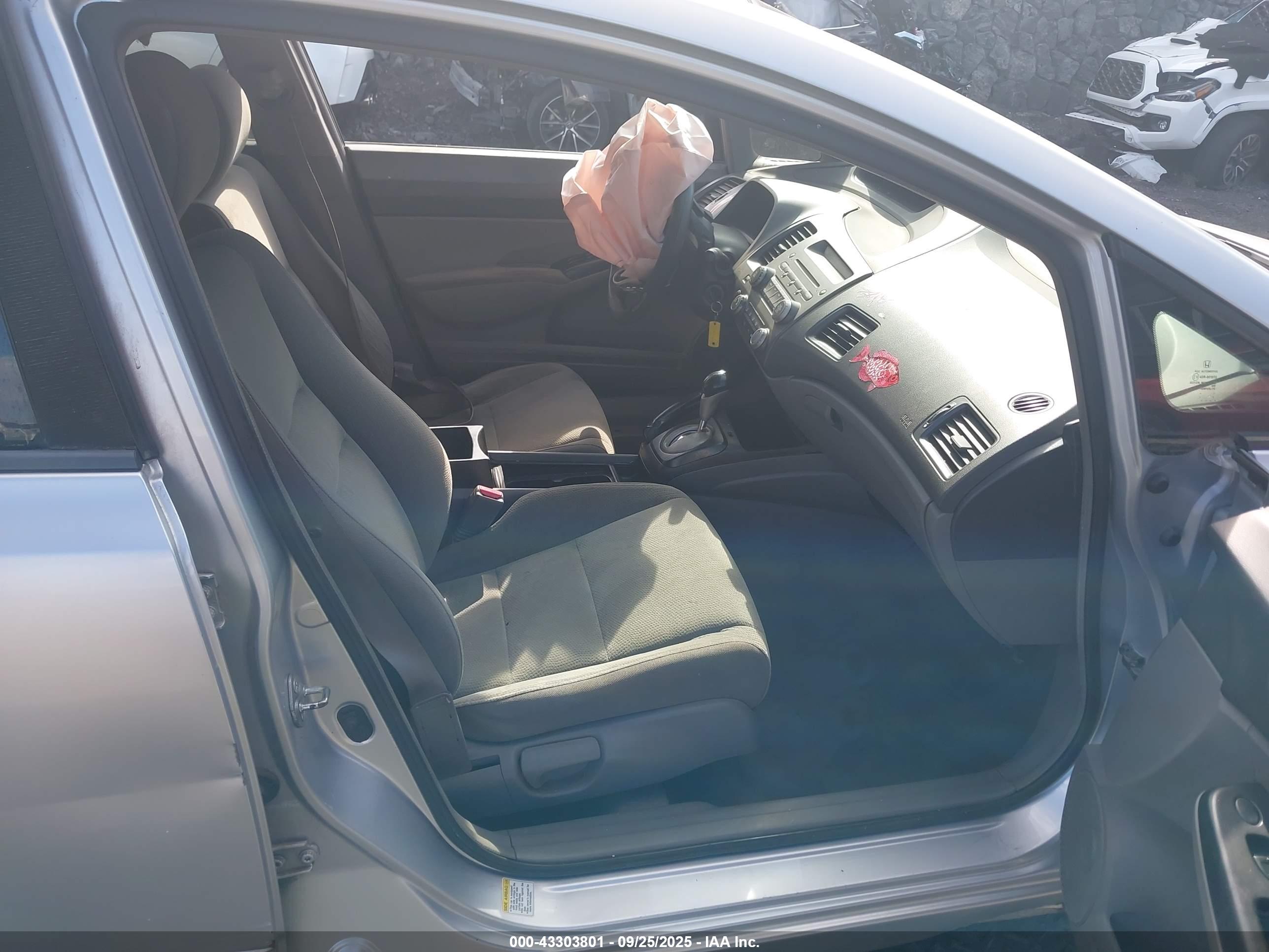 HONDA CIVIC image 5