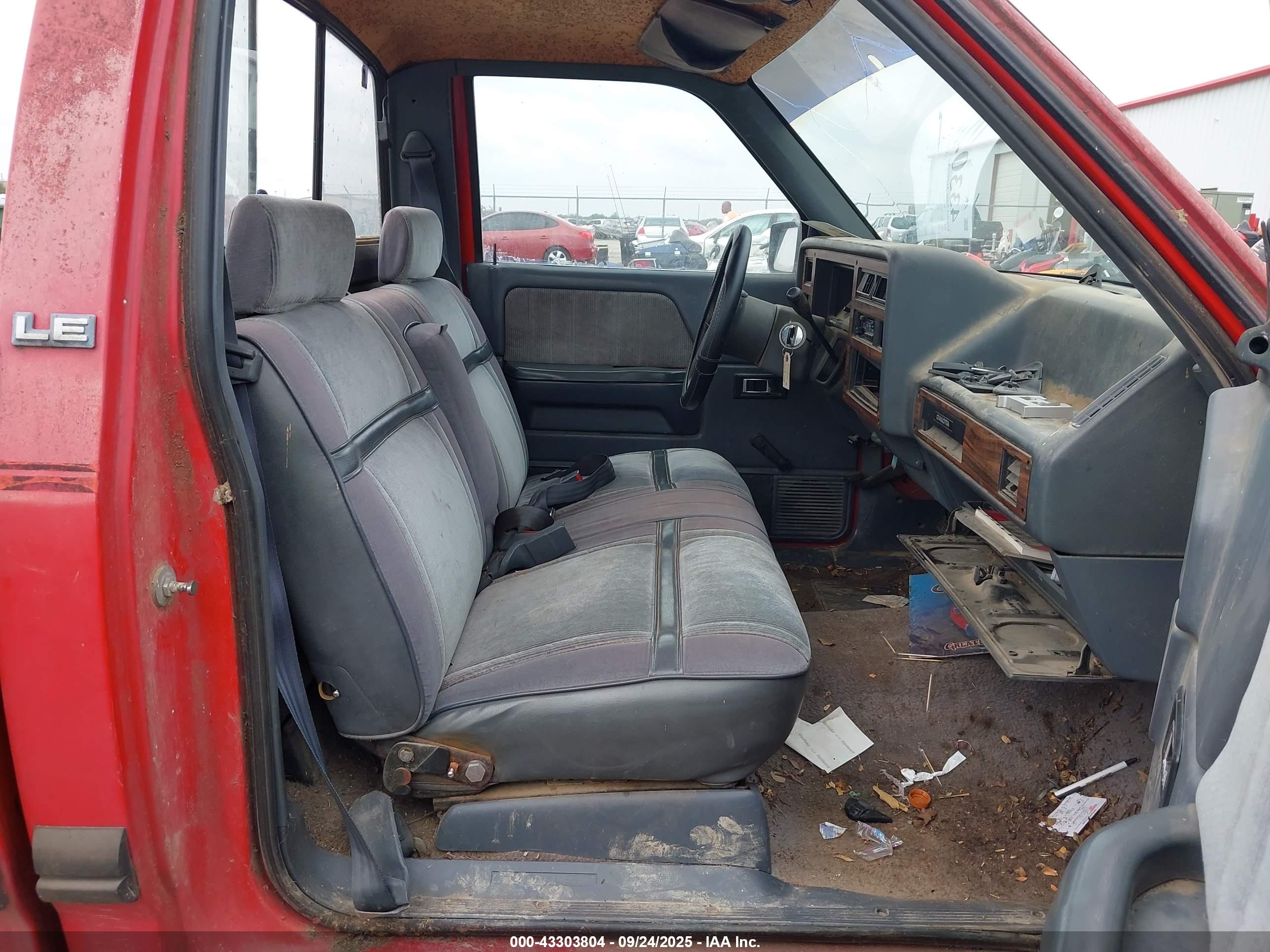 DODGE DAKOTA image 5
