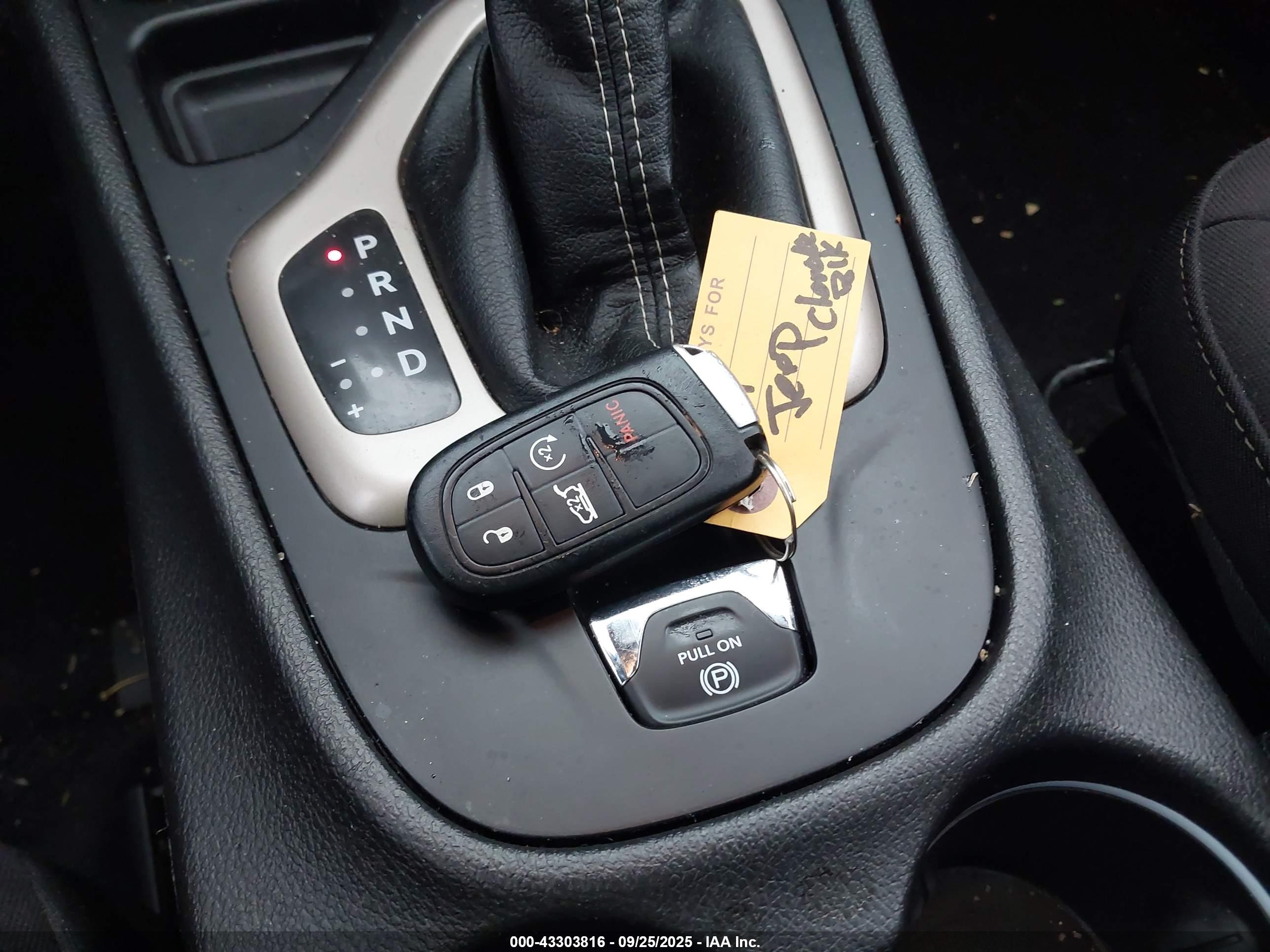 JEEP CHEROKEE image 11
