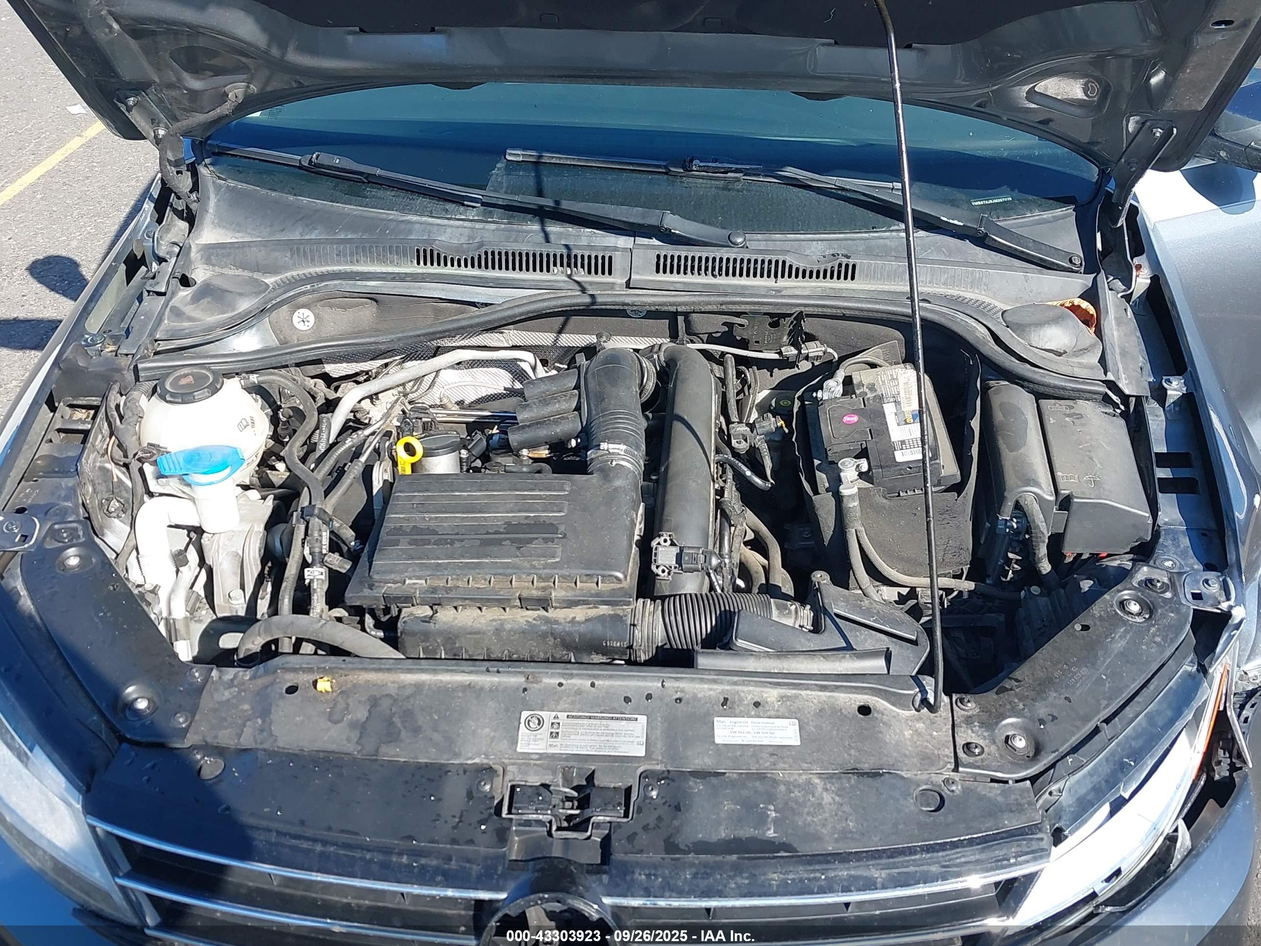 VOLKSWAGEN JETTA image 10
