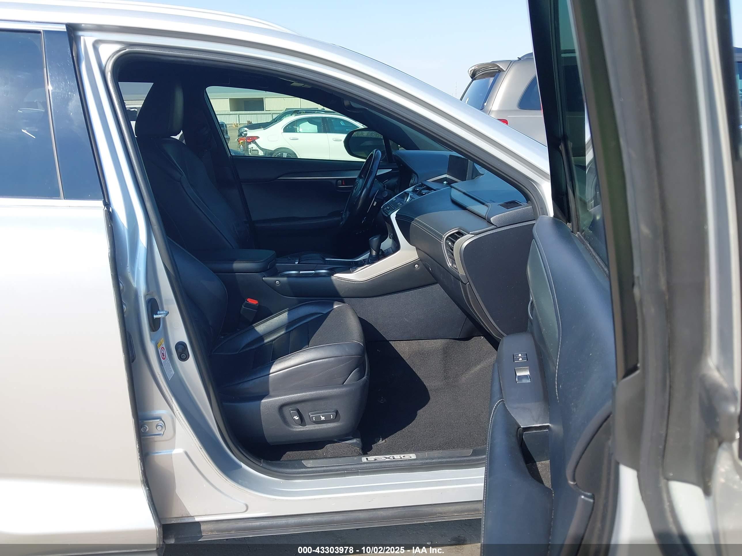 LEXUS NX image 5