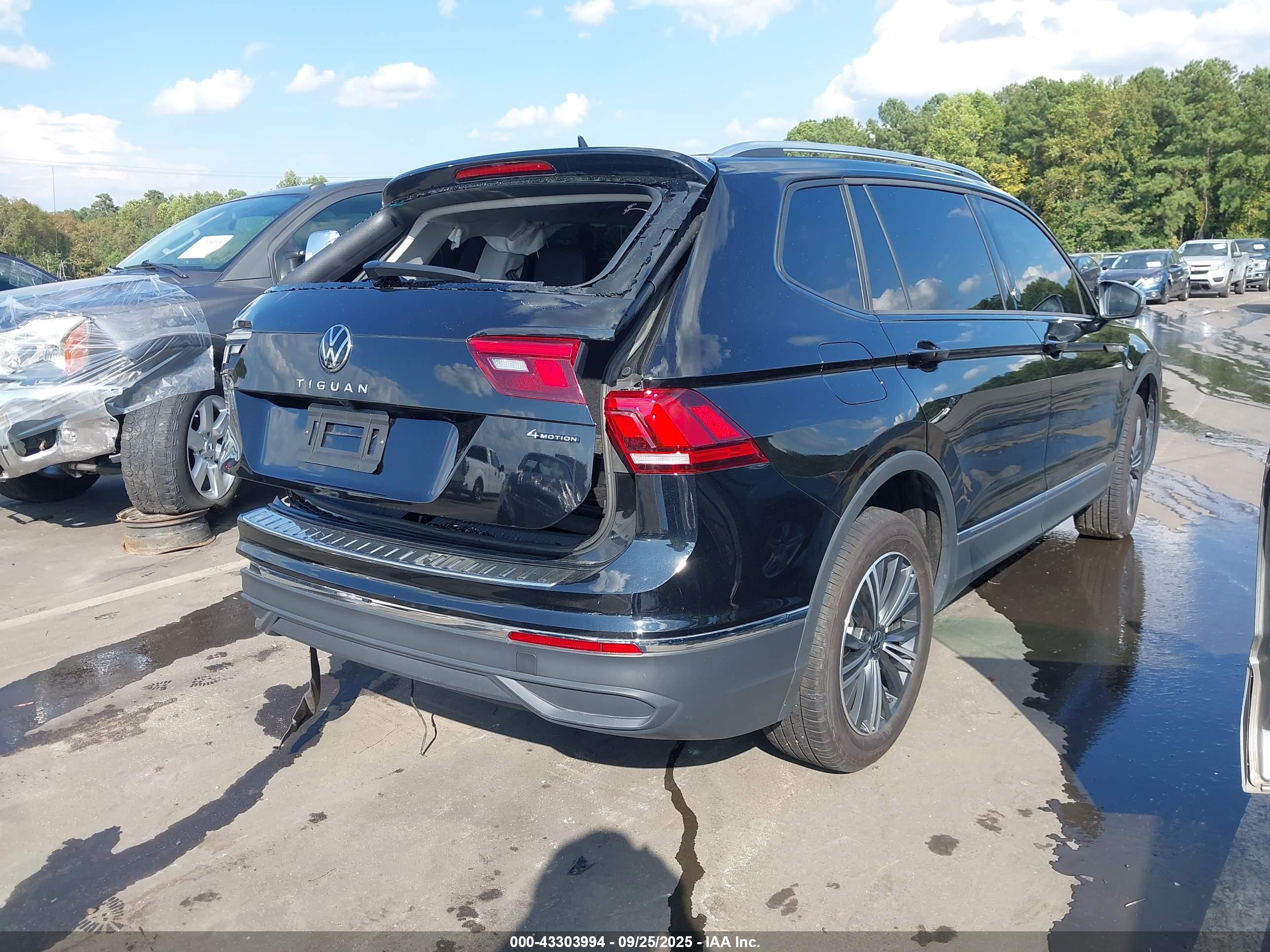 VOLKSWAGEN TIGUAN image 4