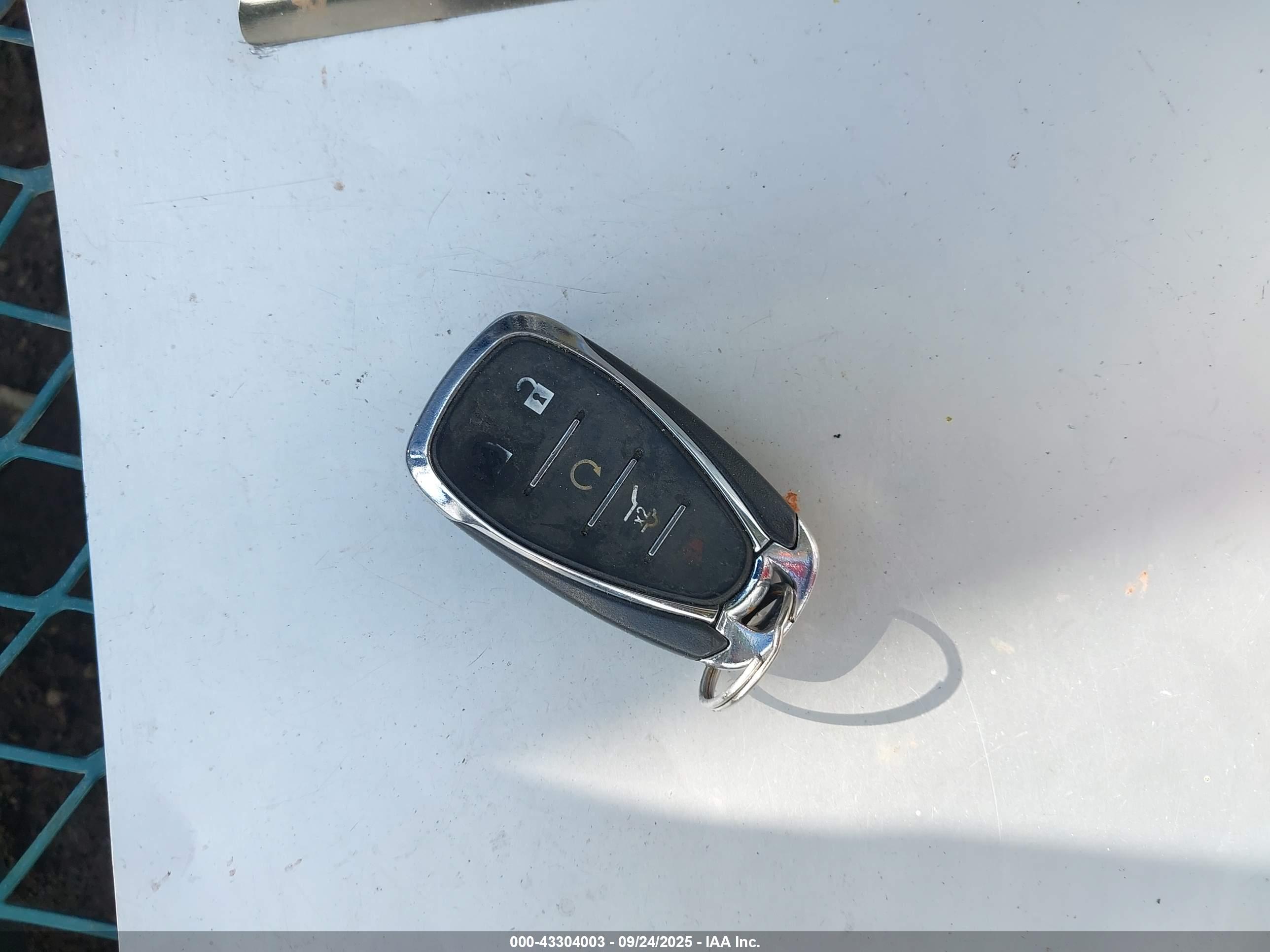 CHEVROLET EQUINOX image 11