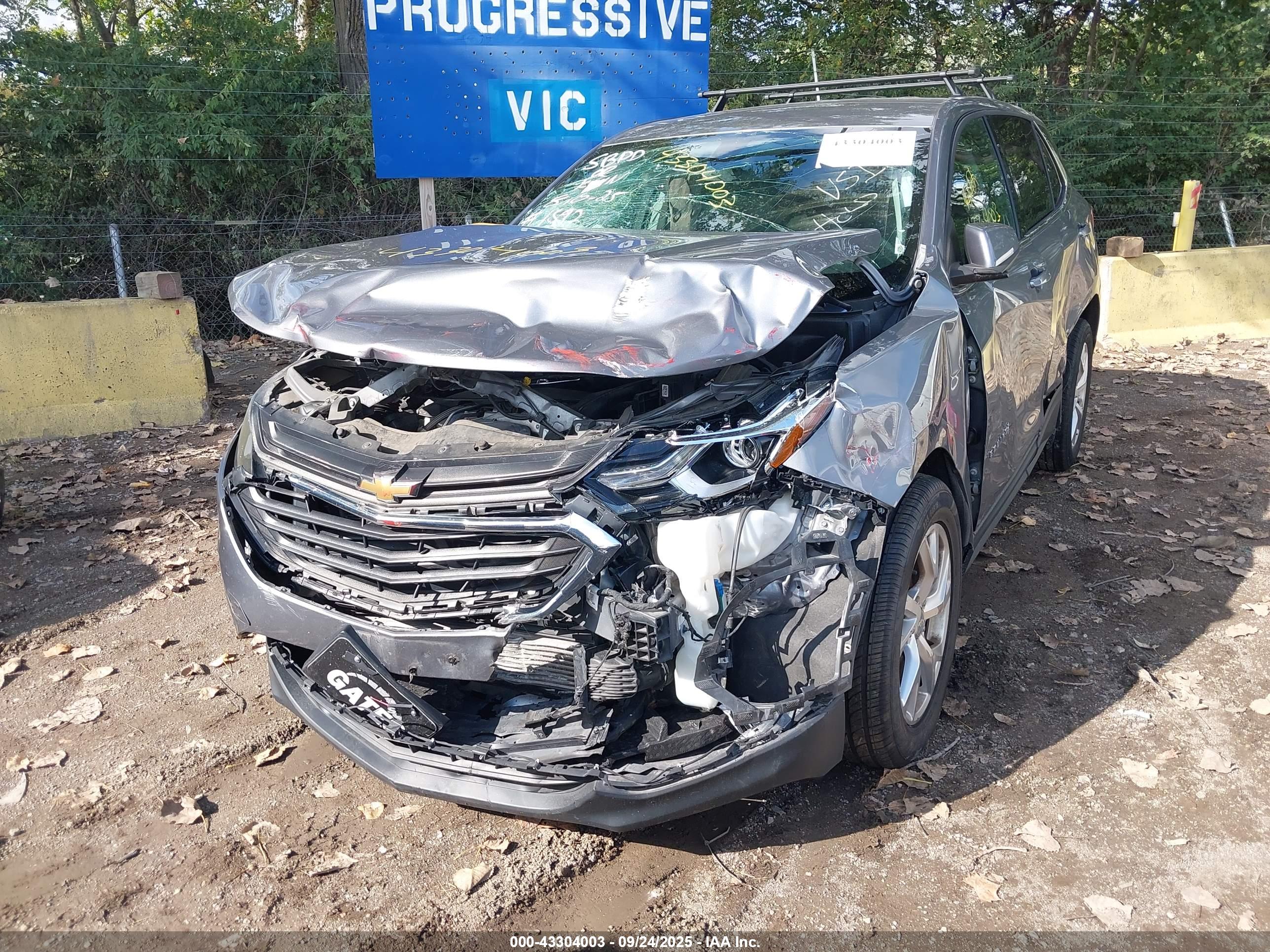 CHEVROLET EQUINOX image 2