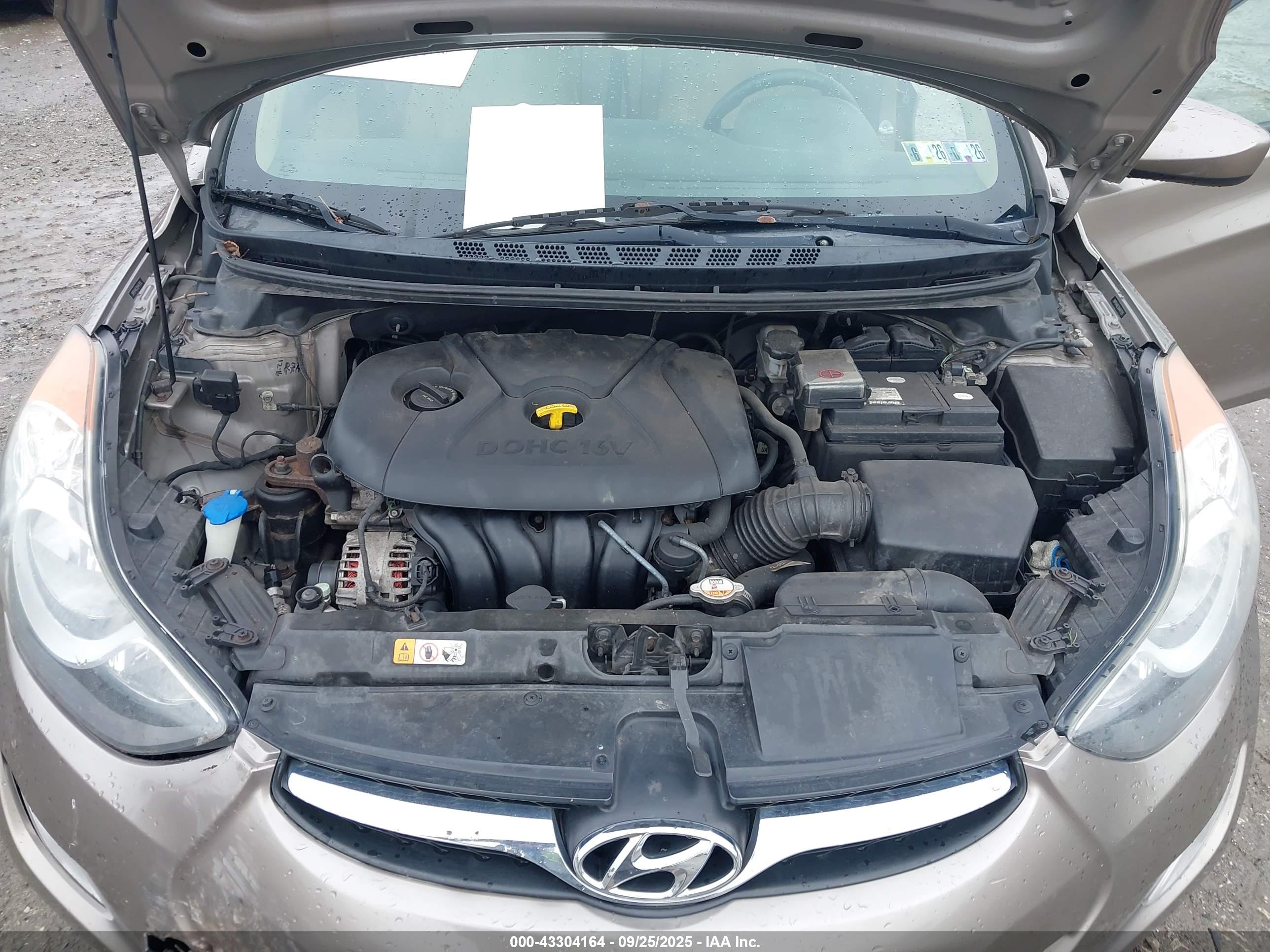 HYUNDAI ELANTRA image 10
