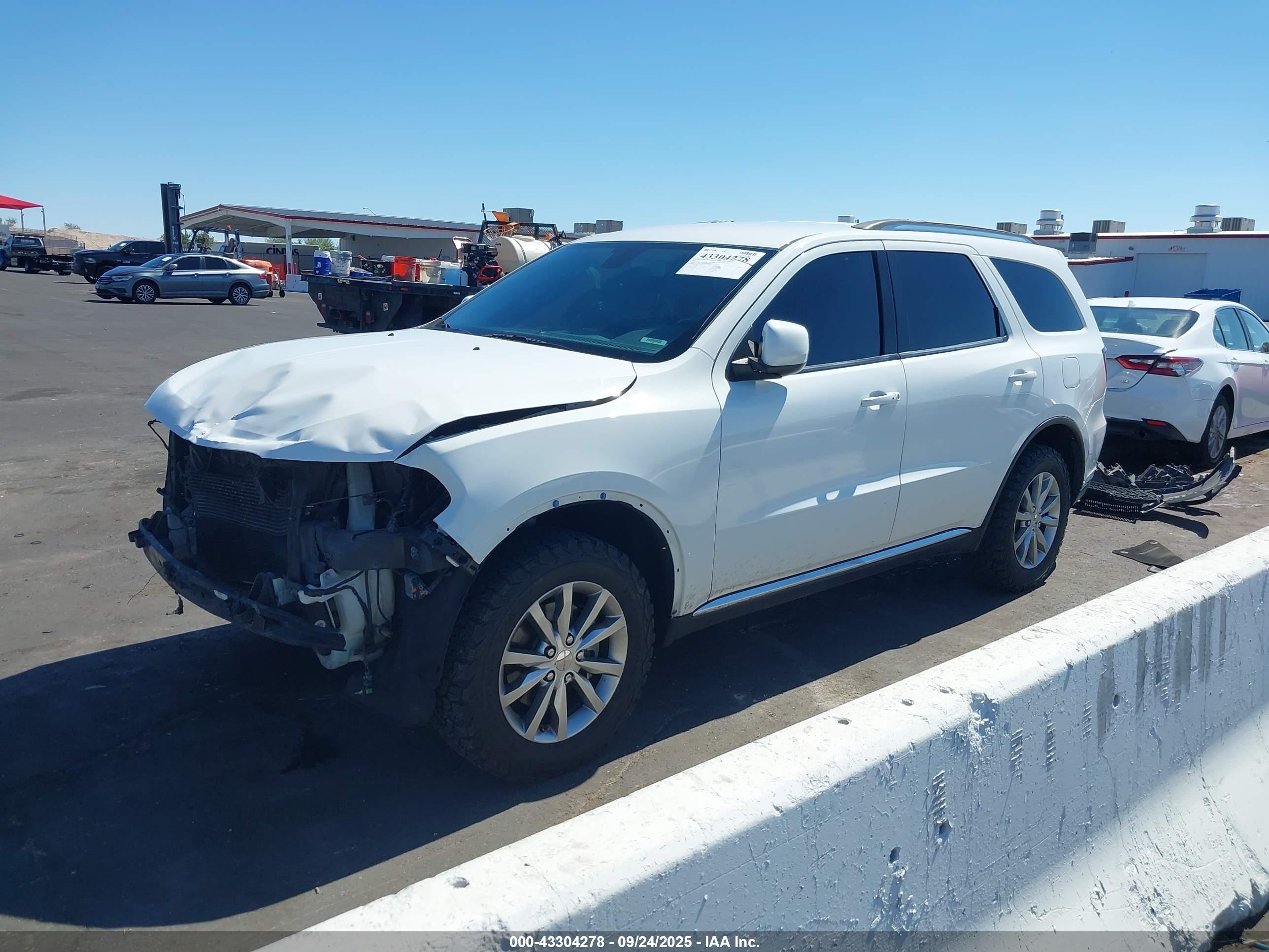 DODGE DURANGO image 2