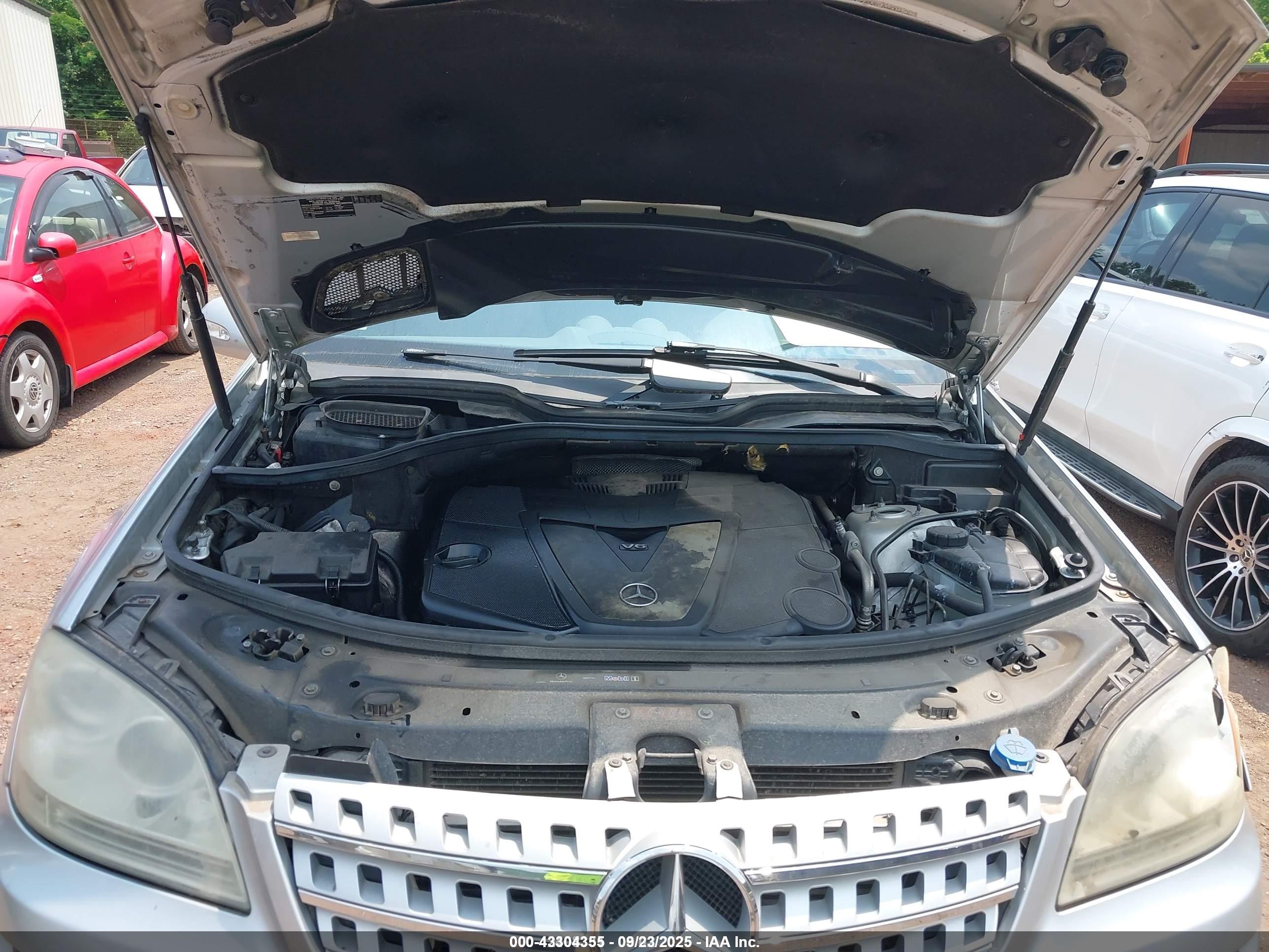 MERCEDES-BENZ ML image 10