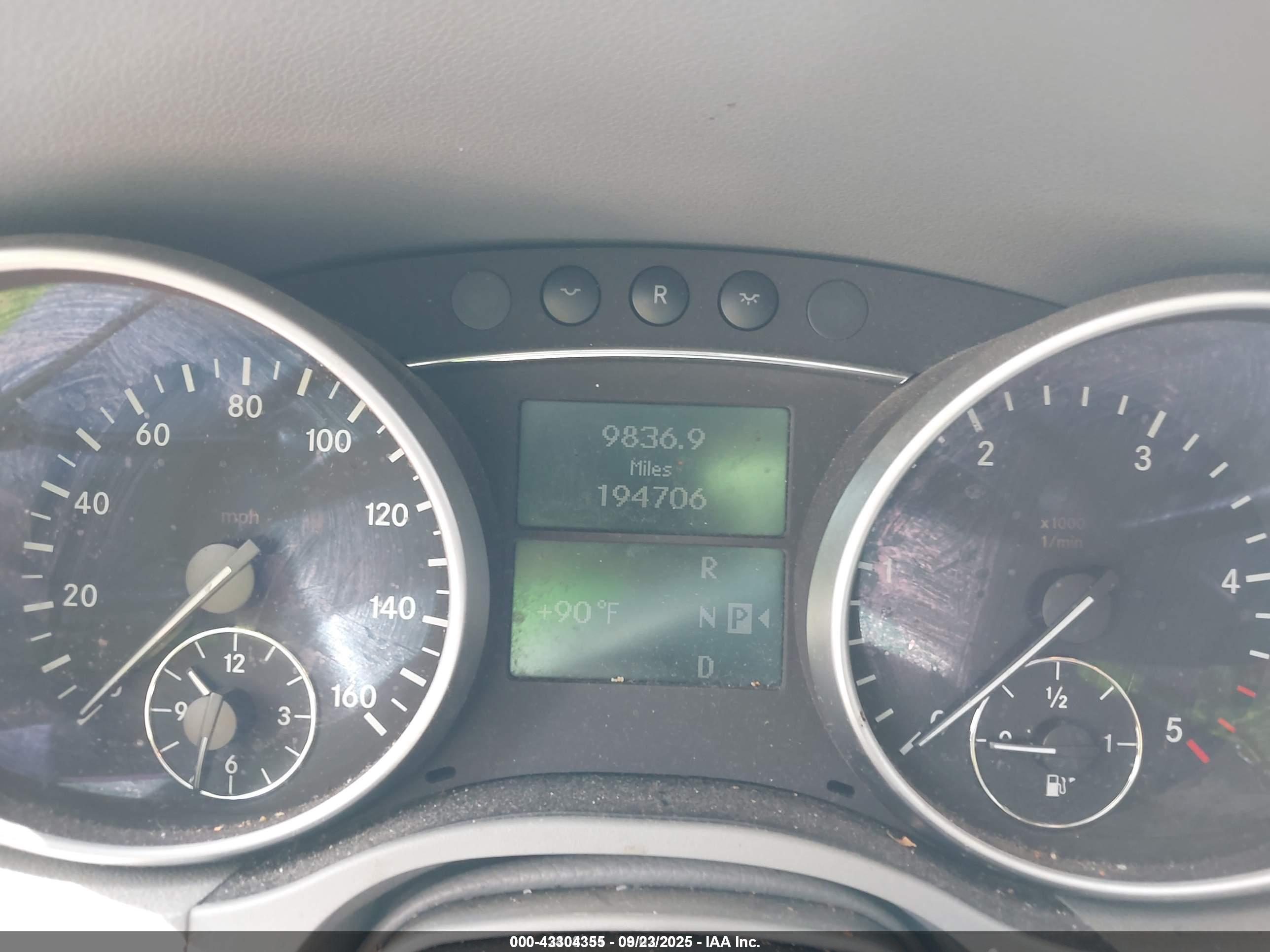 MERCEDES-BENZ ML image 7