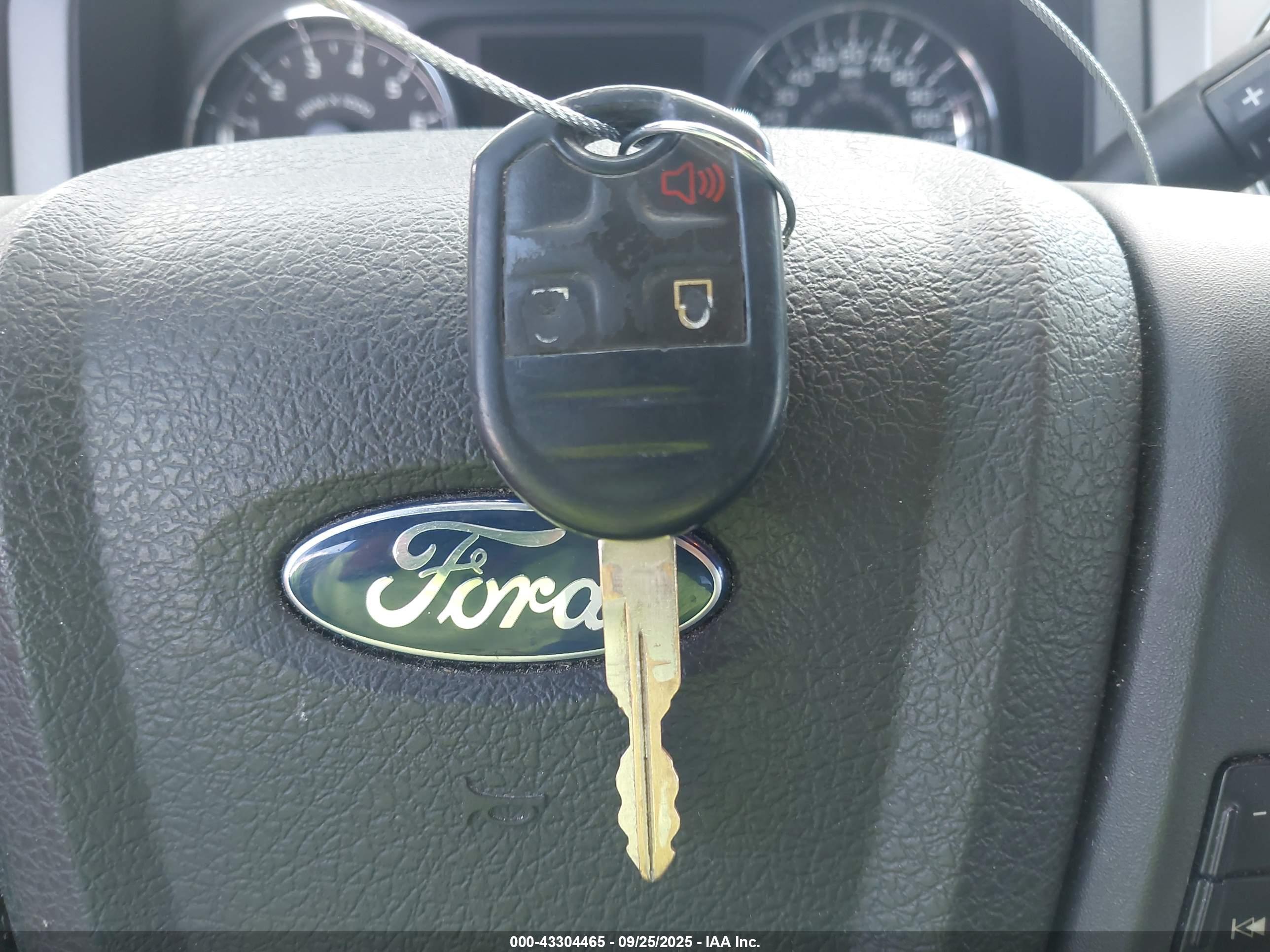 FORD F-150 image 11