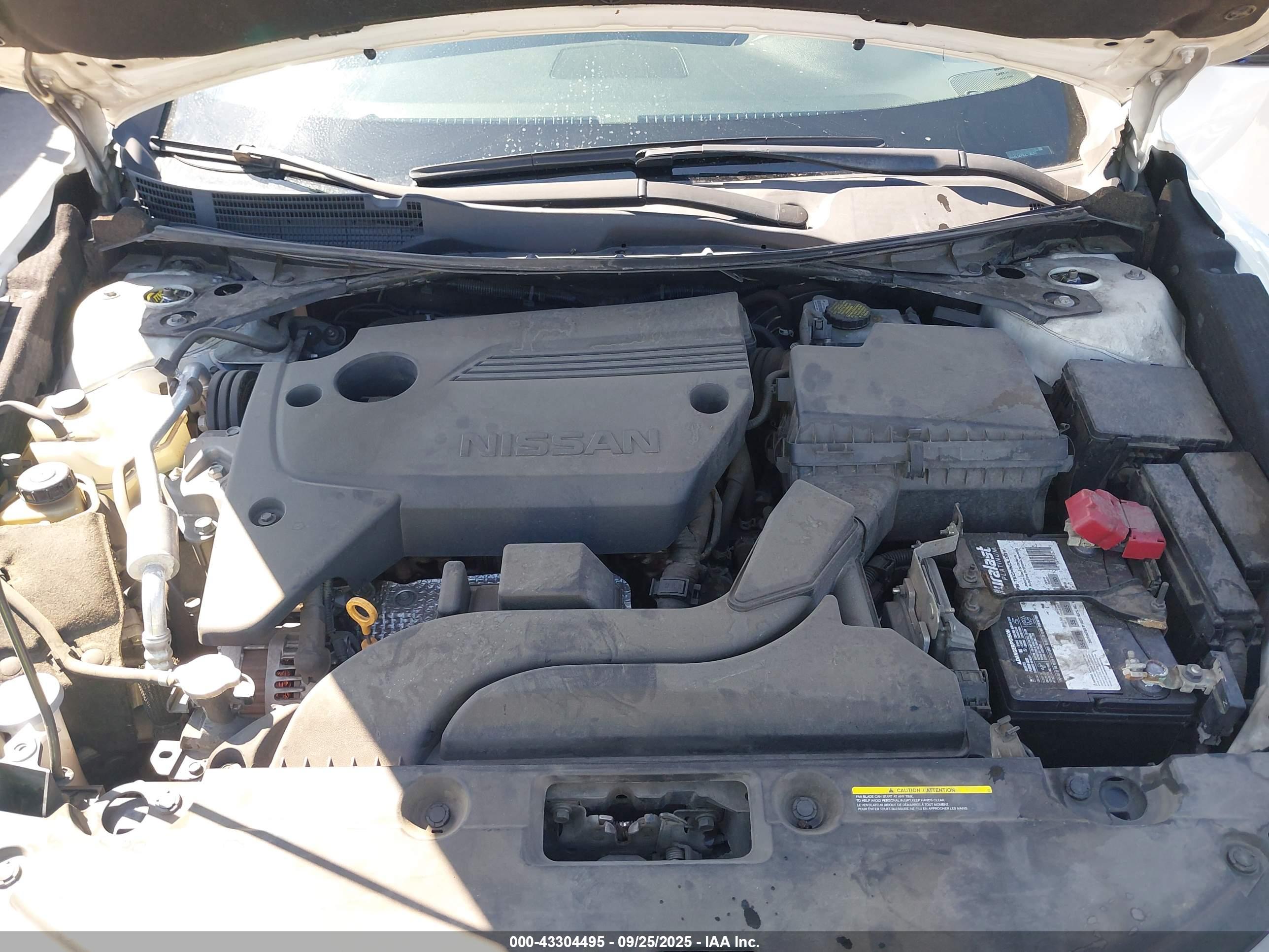 NISSAN ALTIMA image 10