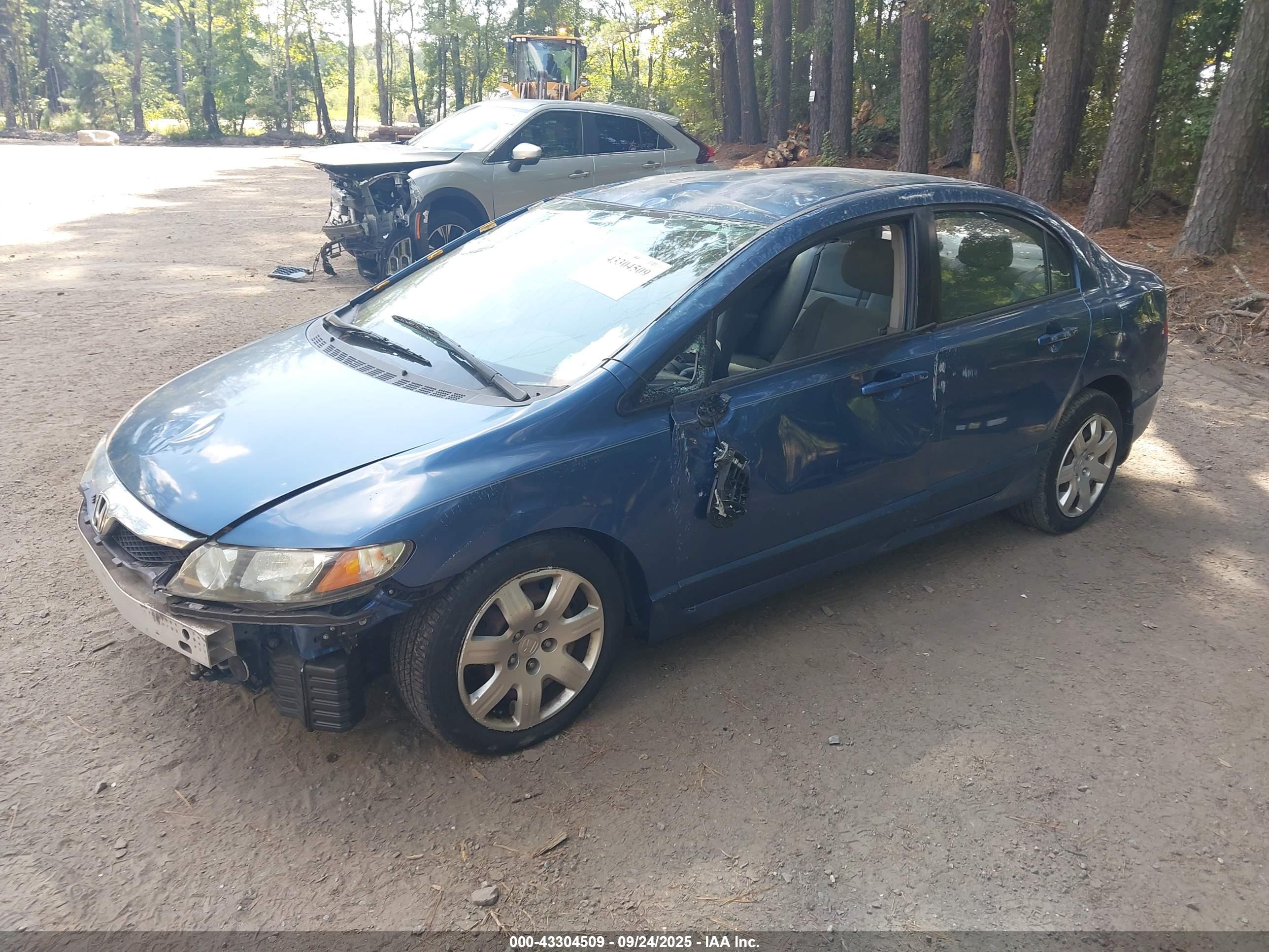 HONDA CIVIC image 2