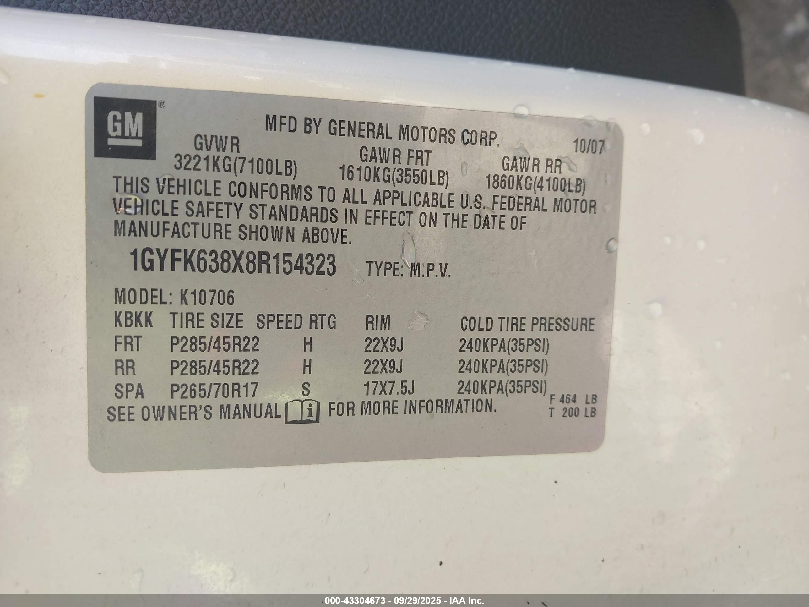 CADILLAC ESCALADE image 9
