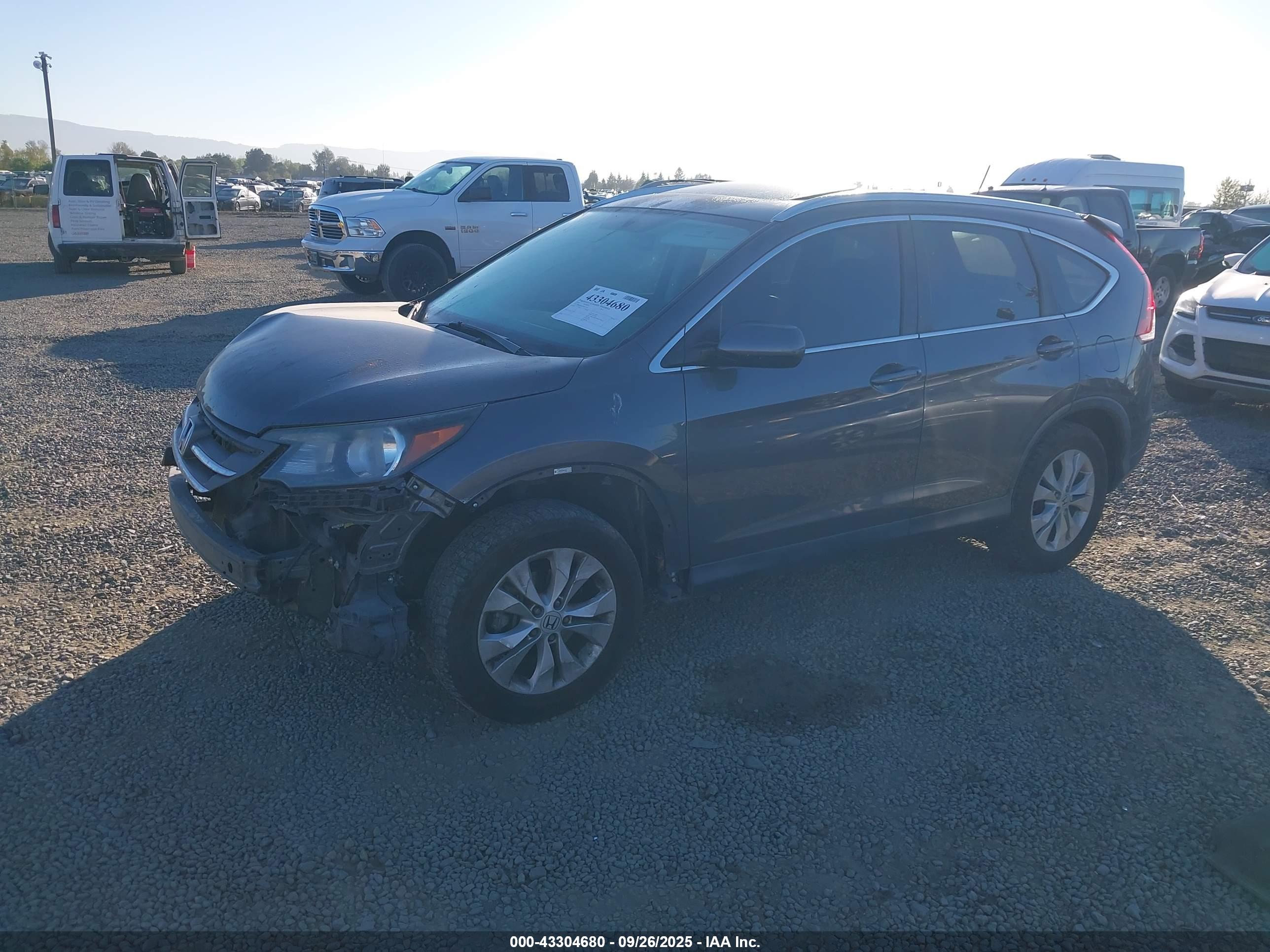 HONDA CR-V image 2