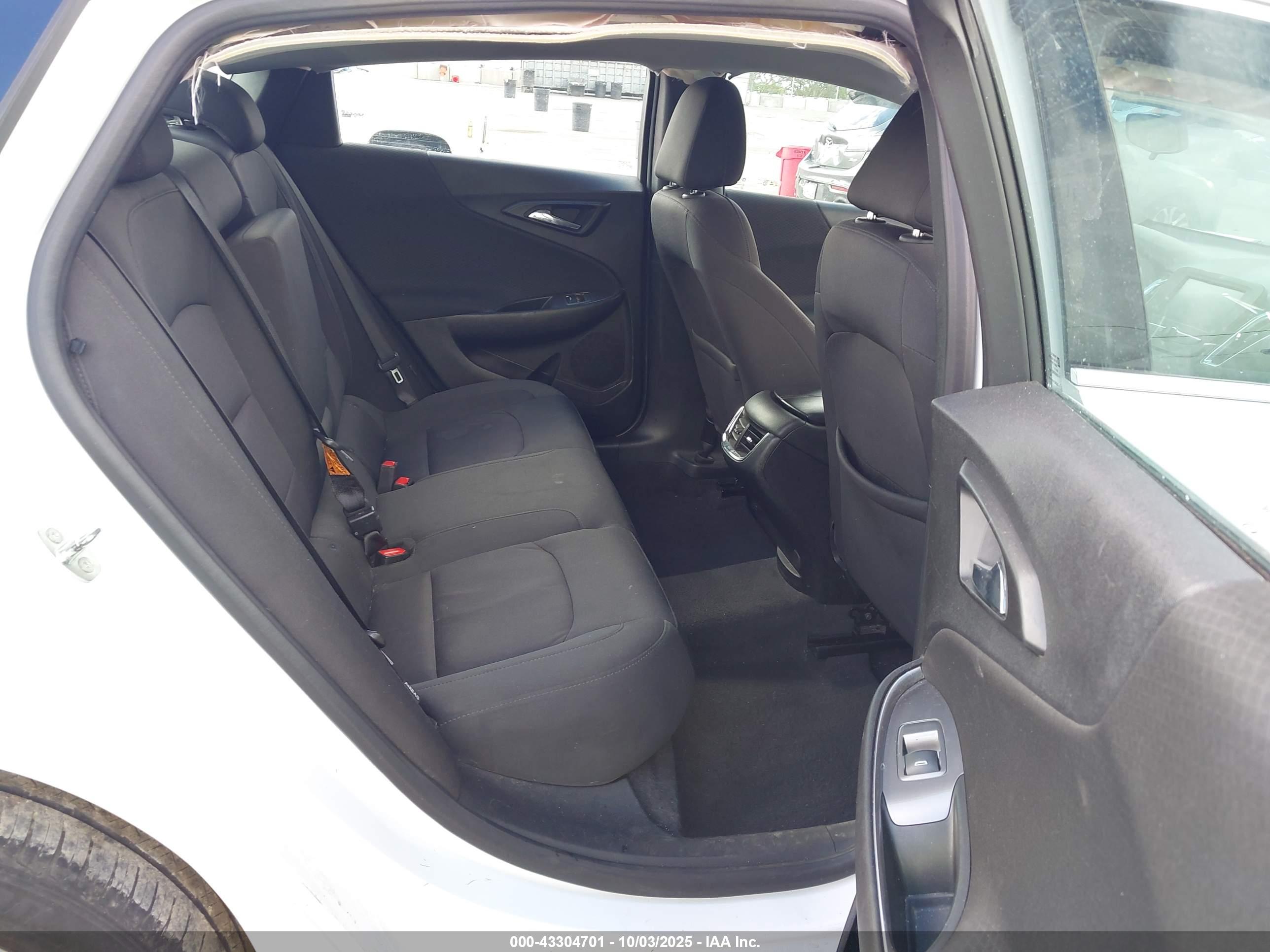 CHEVROLET MALIBU image 8