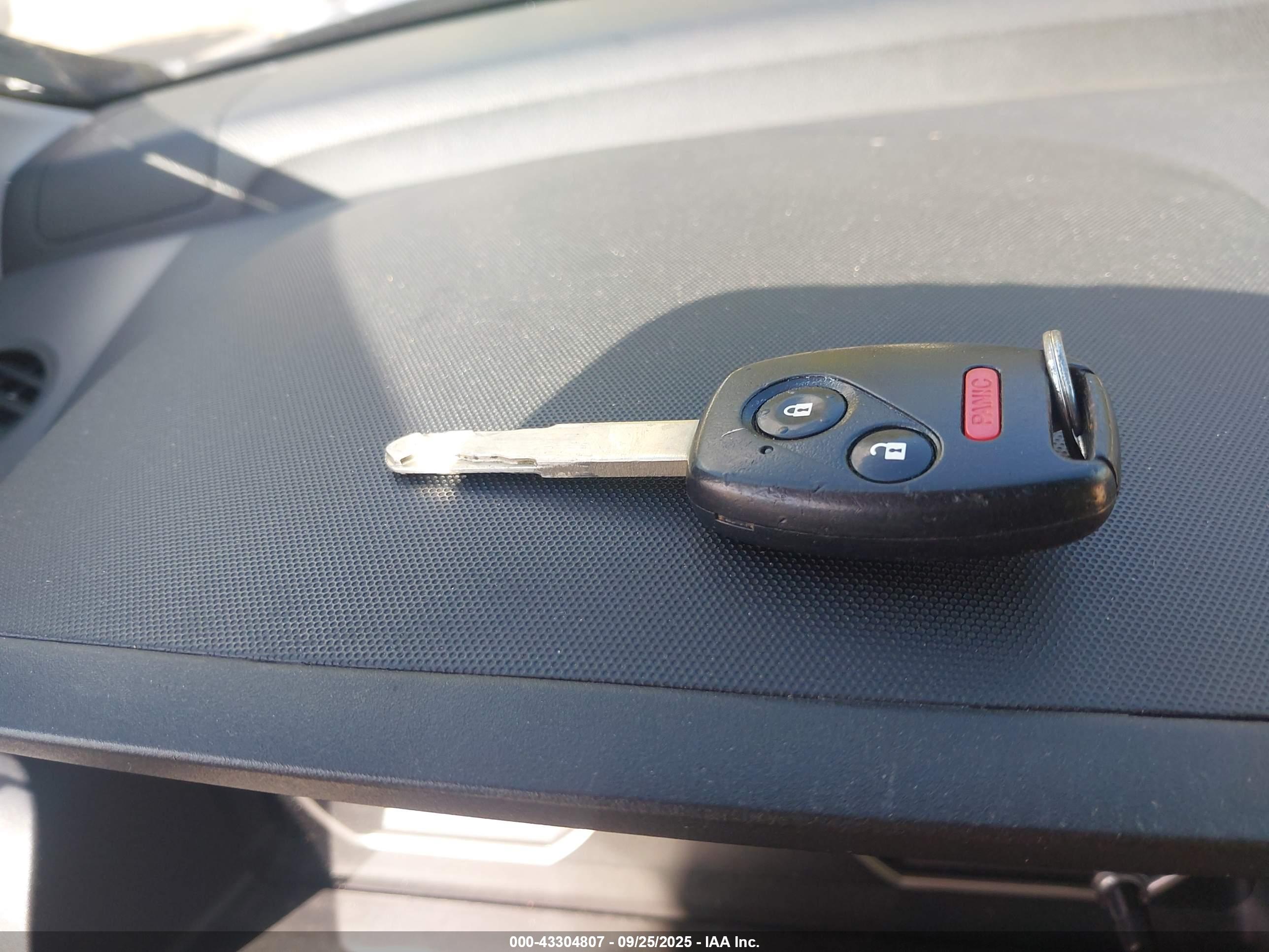 HONDA CR-V image 11