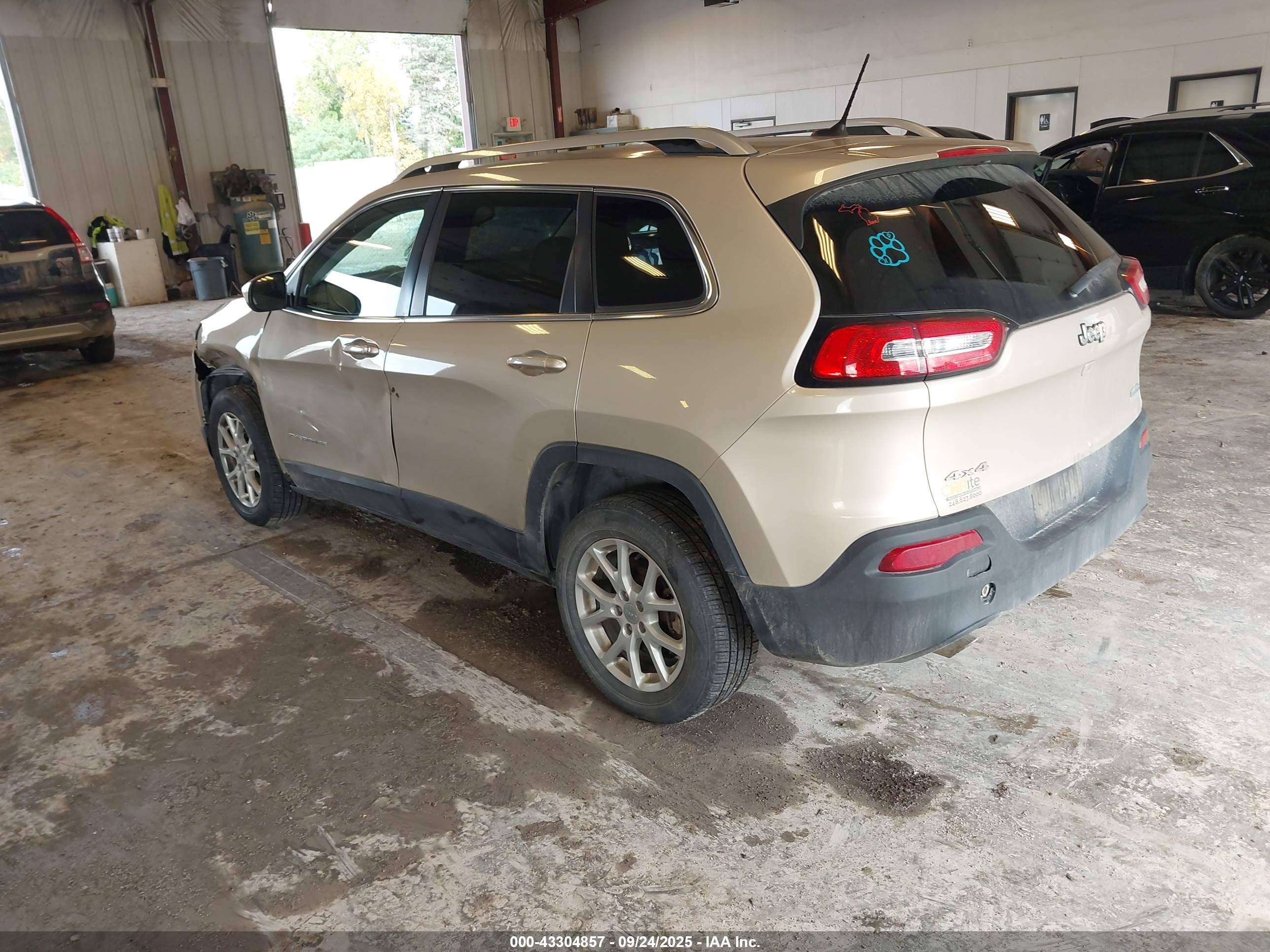 JEEP CHEROKEE image 3