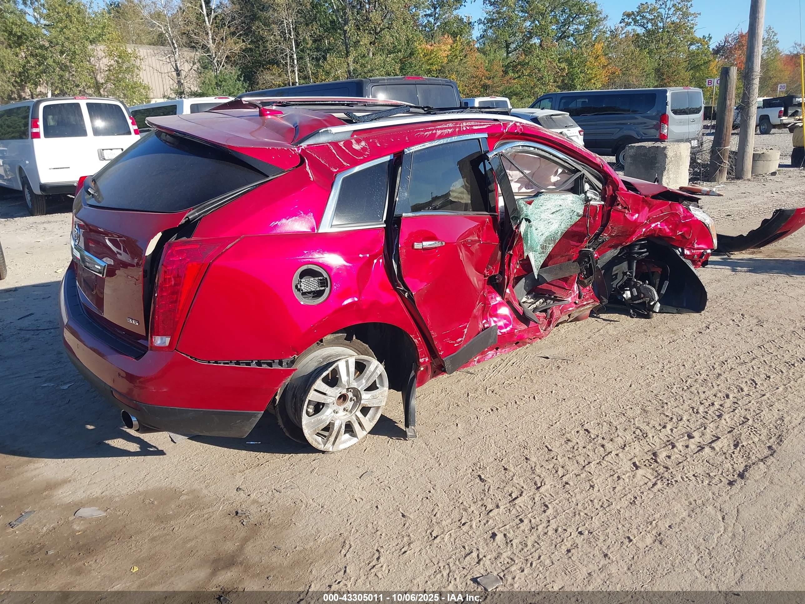 CADILLAC SRX image 4