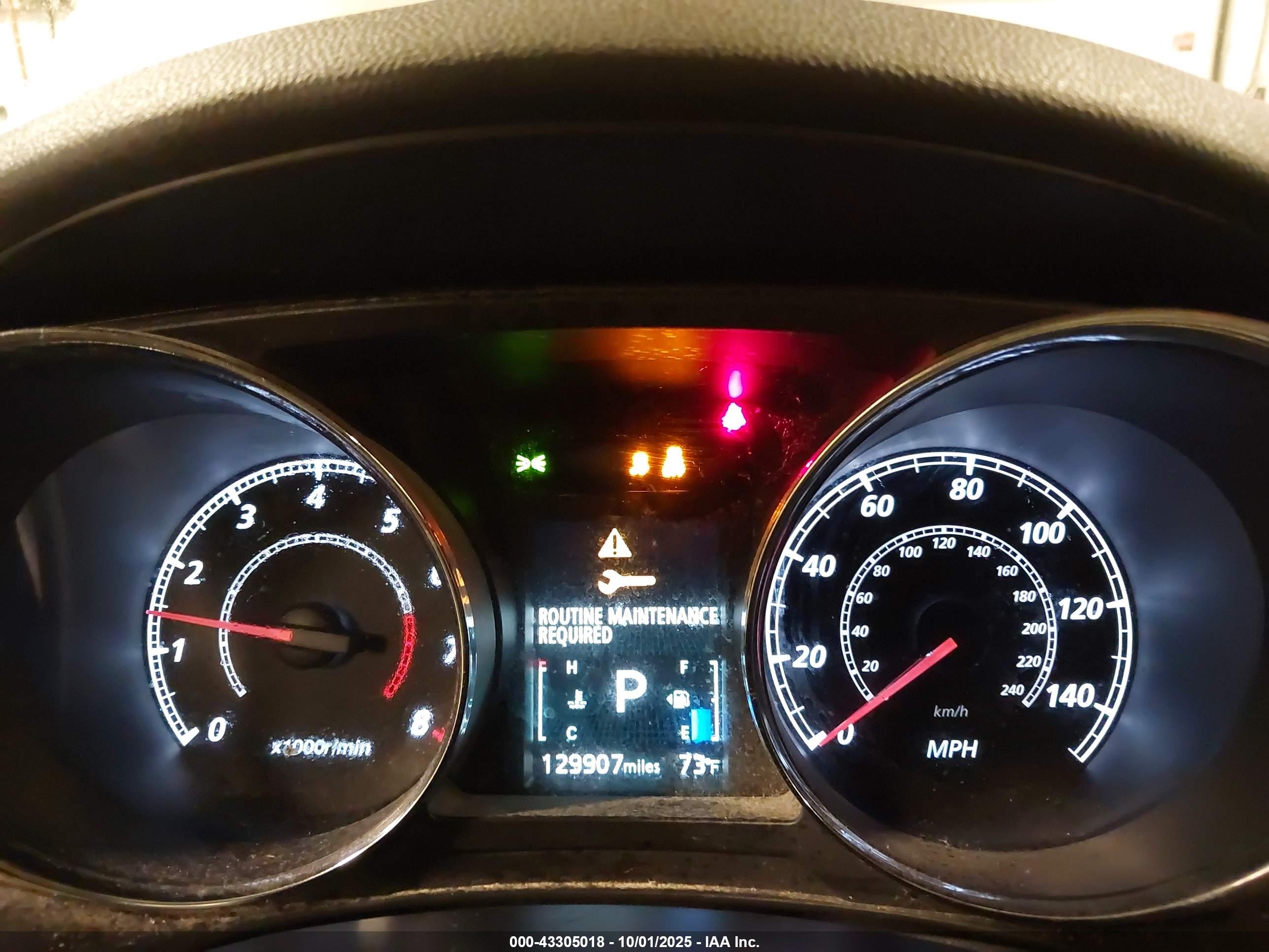 MITSUBISHI OUTLANDER image 7