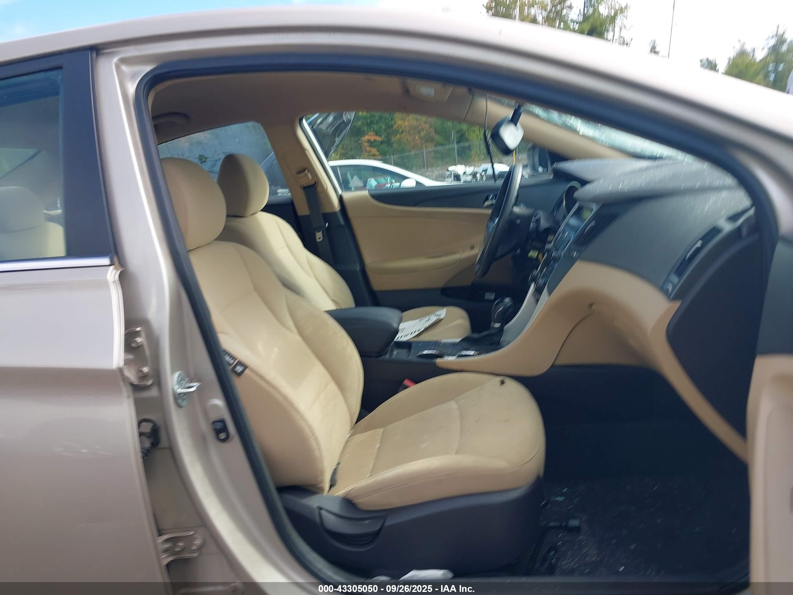 HYUNDAI SONATA image 5