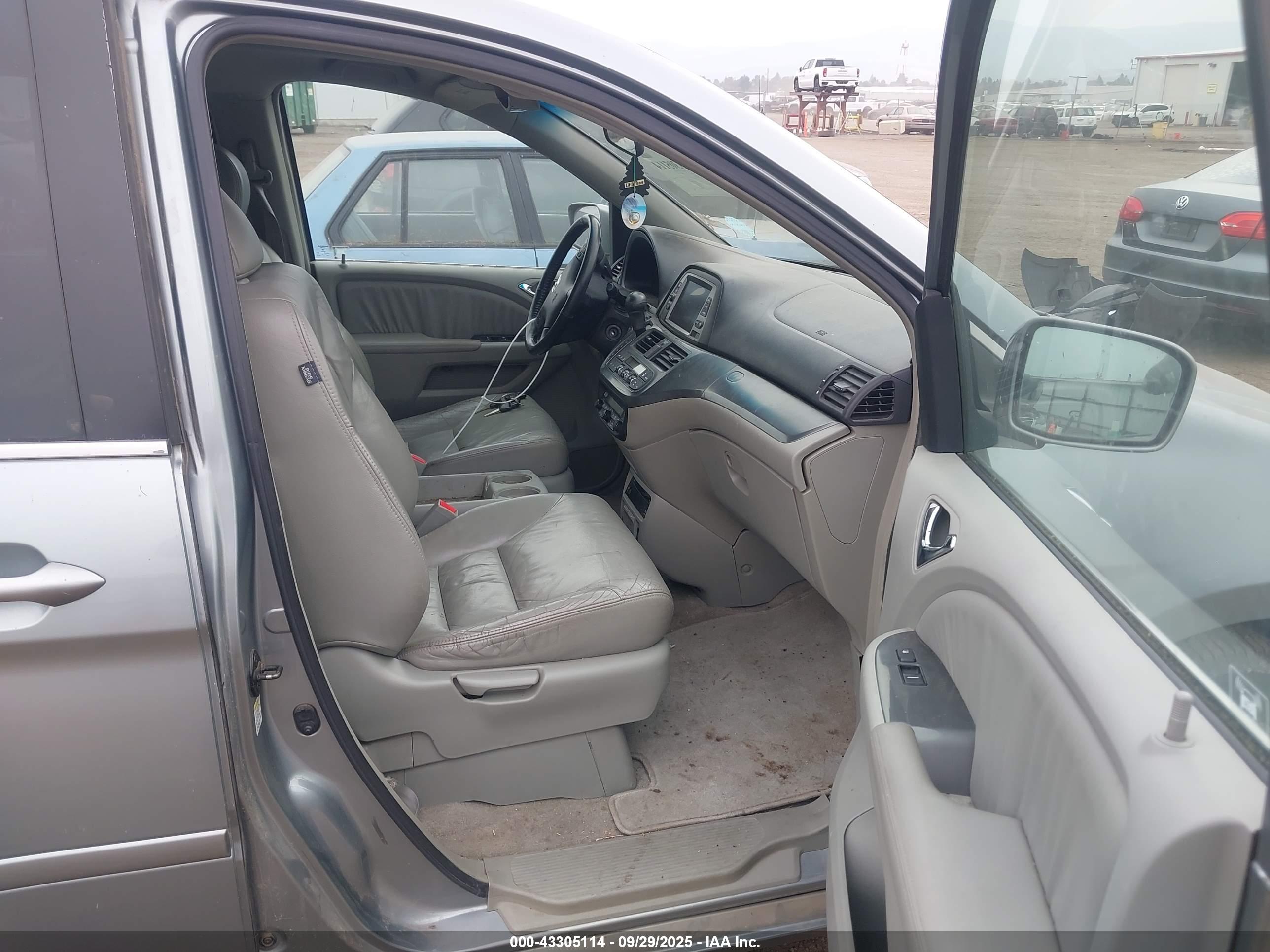 HONDA ODYSSEY image 5